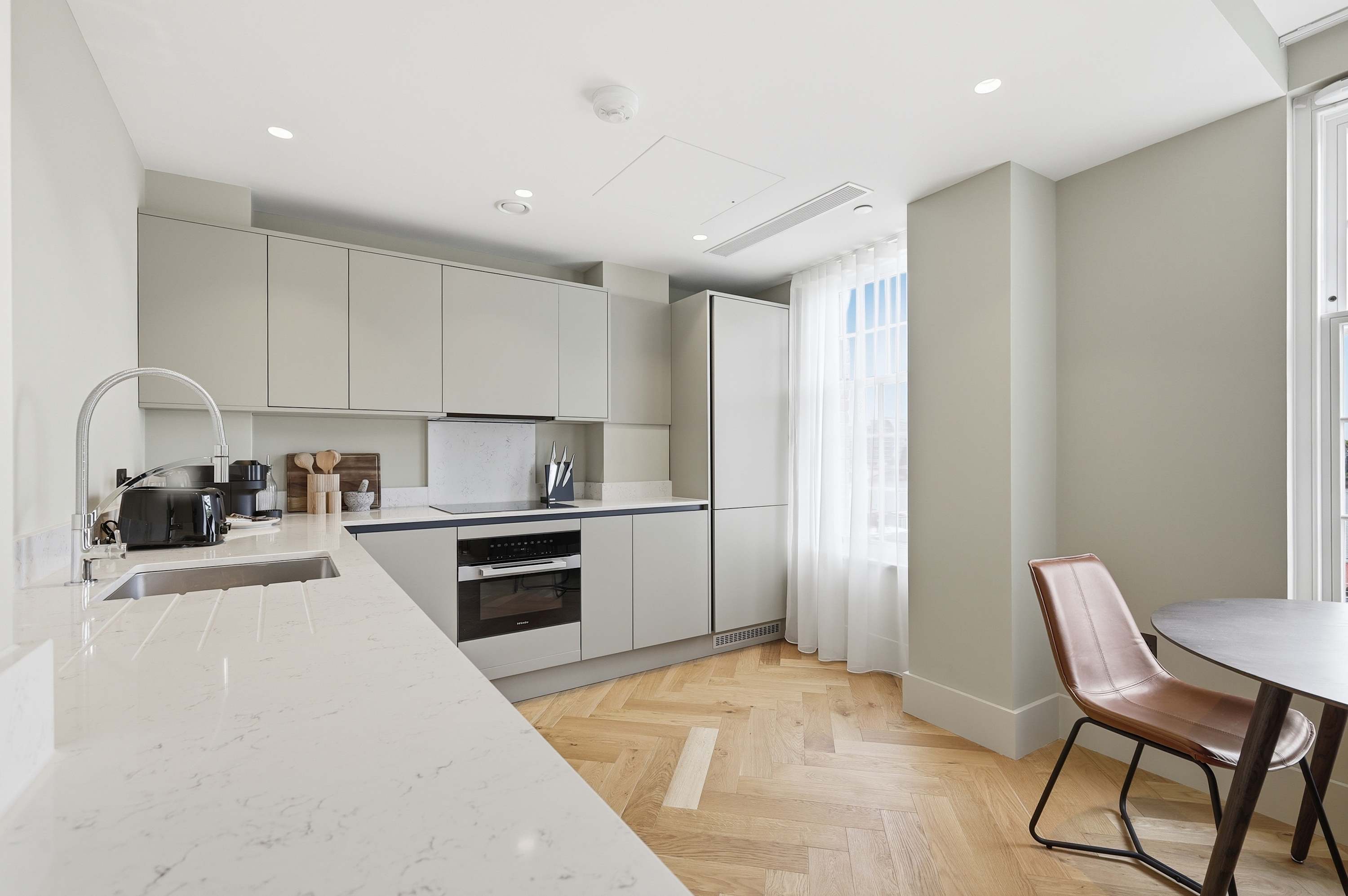 Cheyne Orchard l Luxury Chelsea Retreat with Thames Views