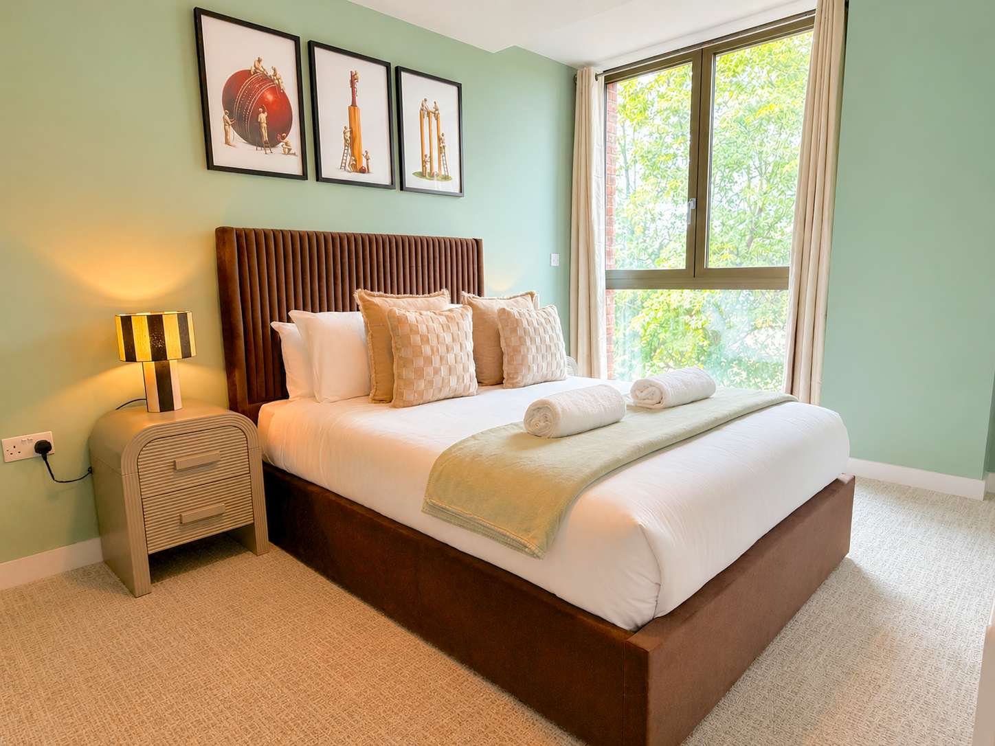 Luxury 1-Apt Old Trafford King Bed