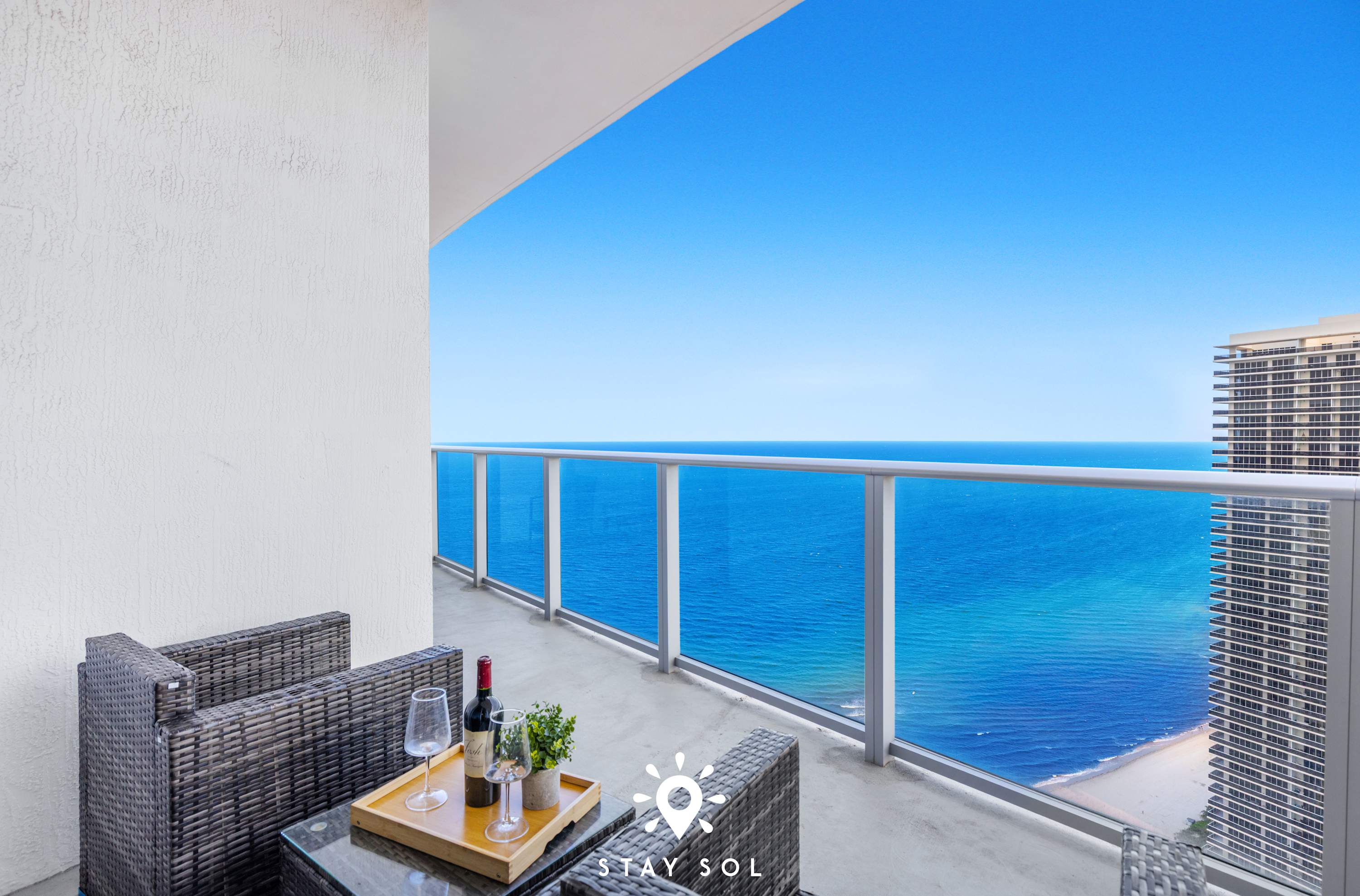 Resort Style Oasis Ocean Air Miami