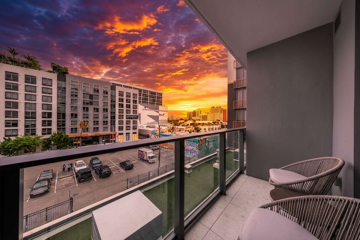 Smart Studio | Fast Wi-Fi & Coworking | Wynwood