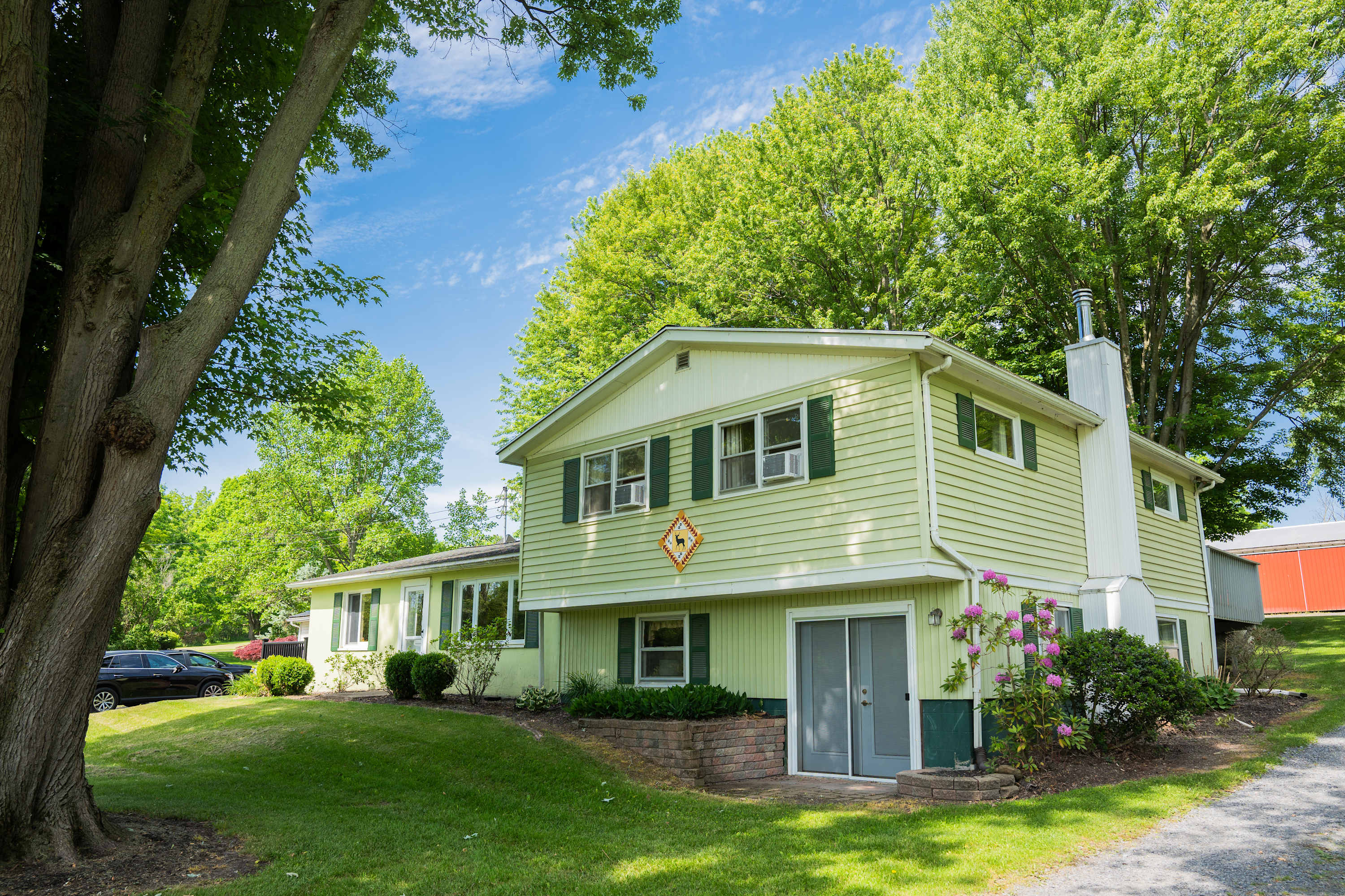 Scenic Wine Trail Lodge w/ Decks & Lake Views