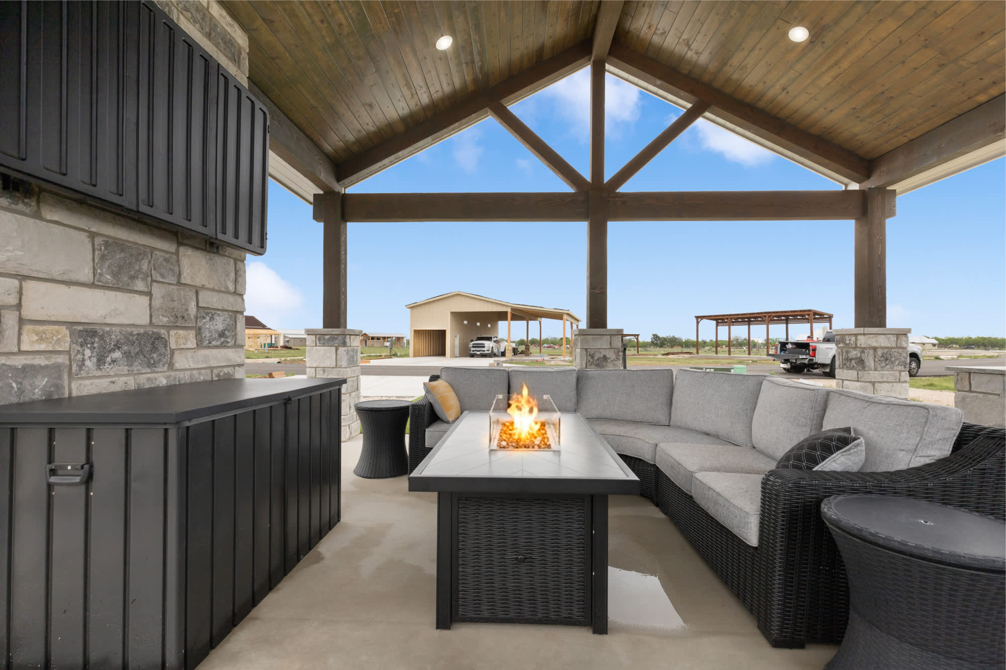 The Ravish Pad - Lot 209 | Photo 6