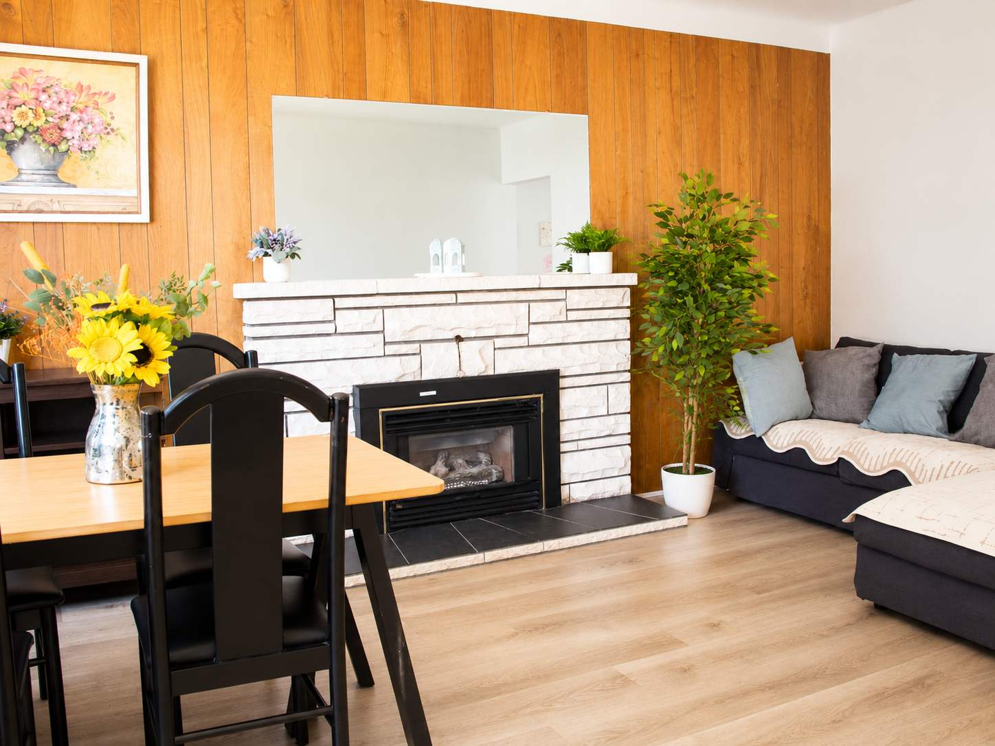 Warm Modern 3BR Home| 20 mins to DT Vancouver