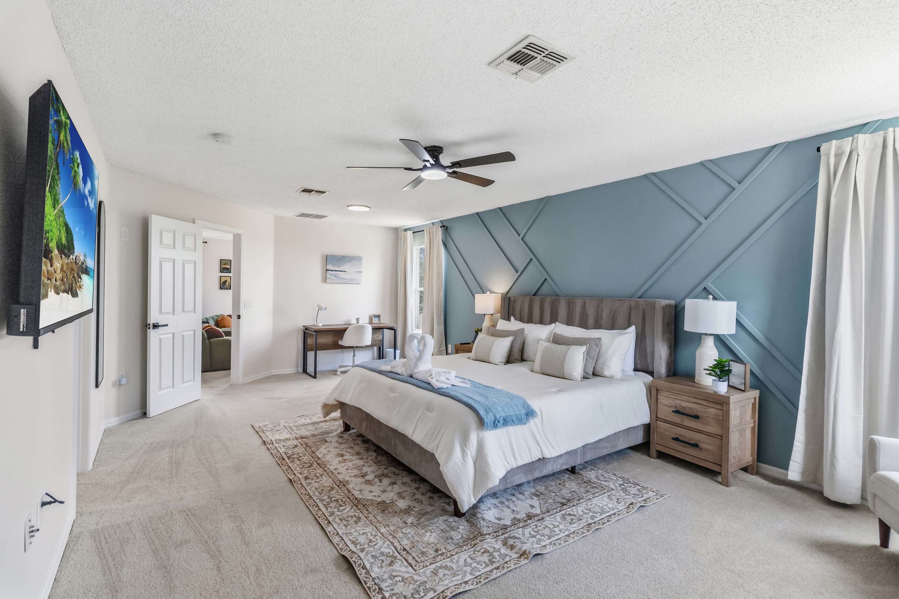 Theater Room, Game Room & Family Fun near Disney