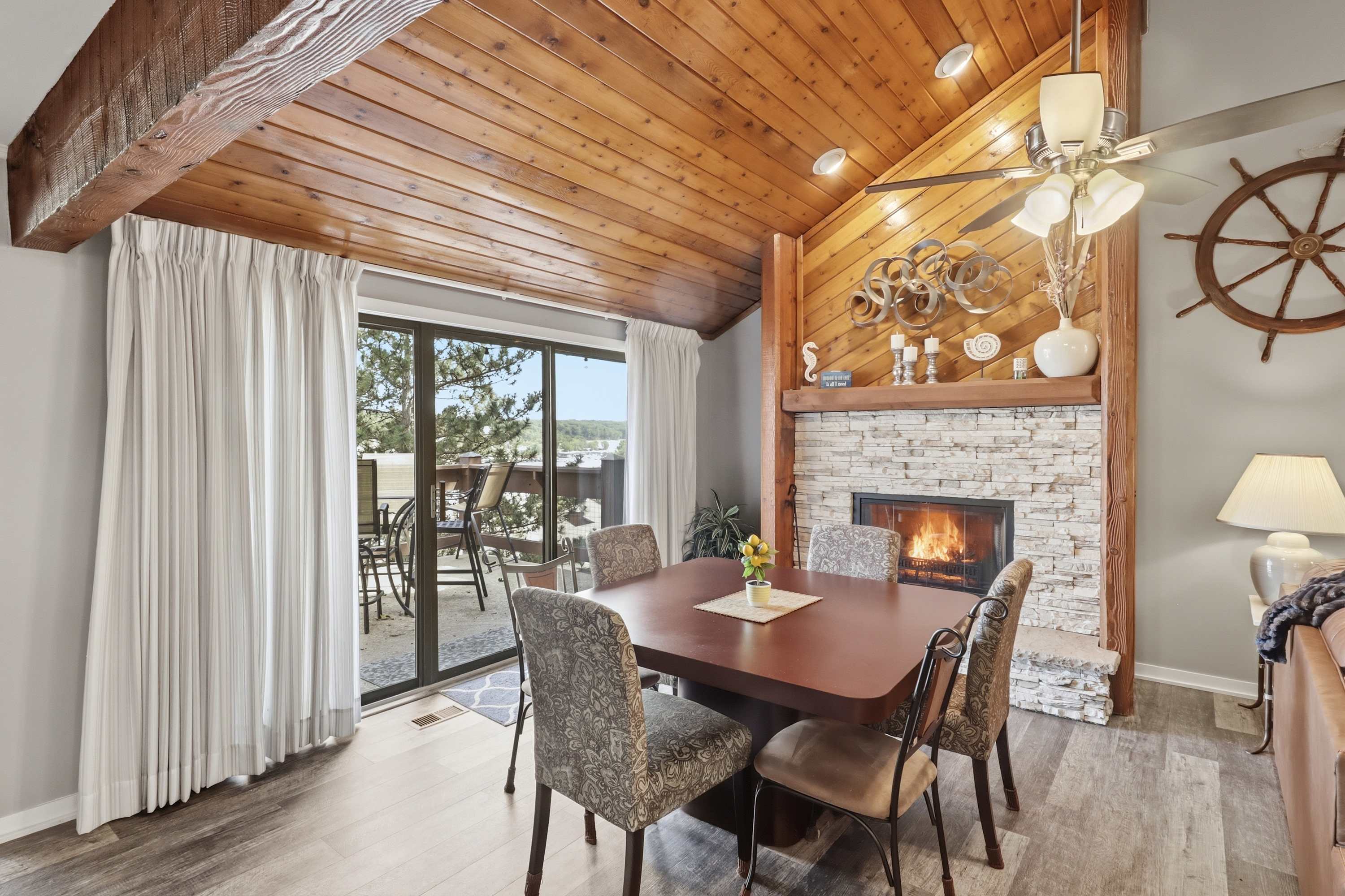 Boat Ramp|Swim Dock|Year Round Pools|Sleeps13