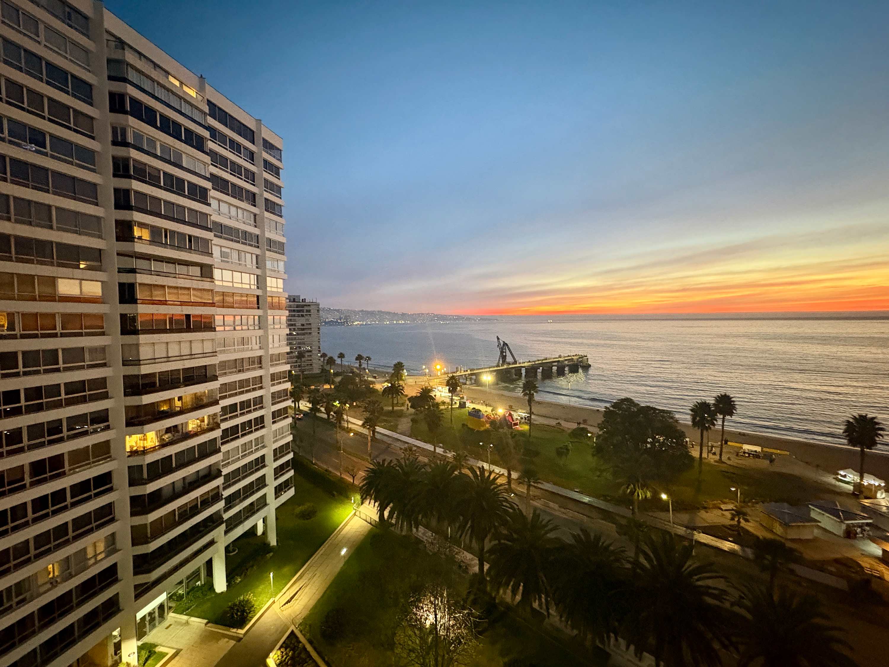 Oceanfront Family Getaway in Vina del Mar