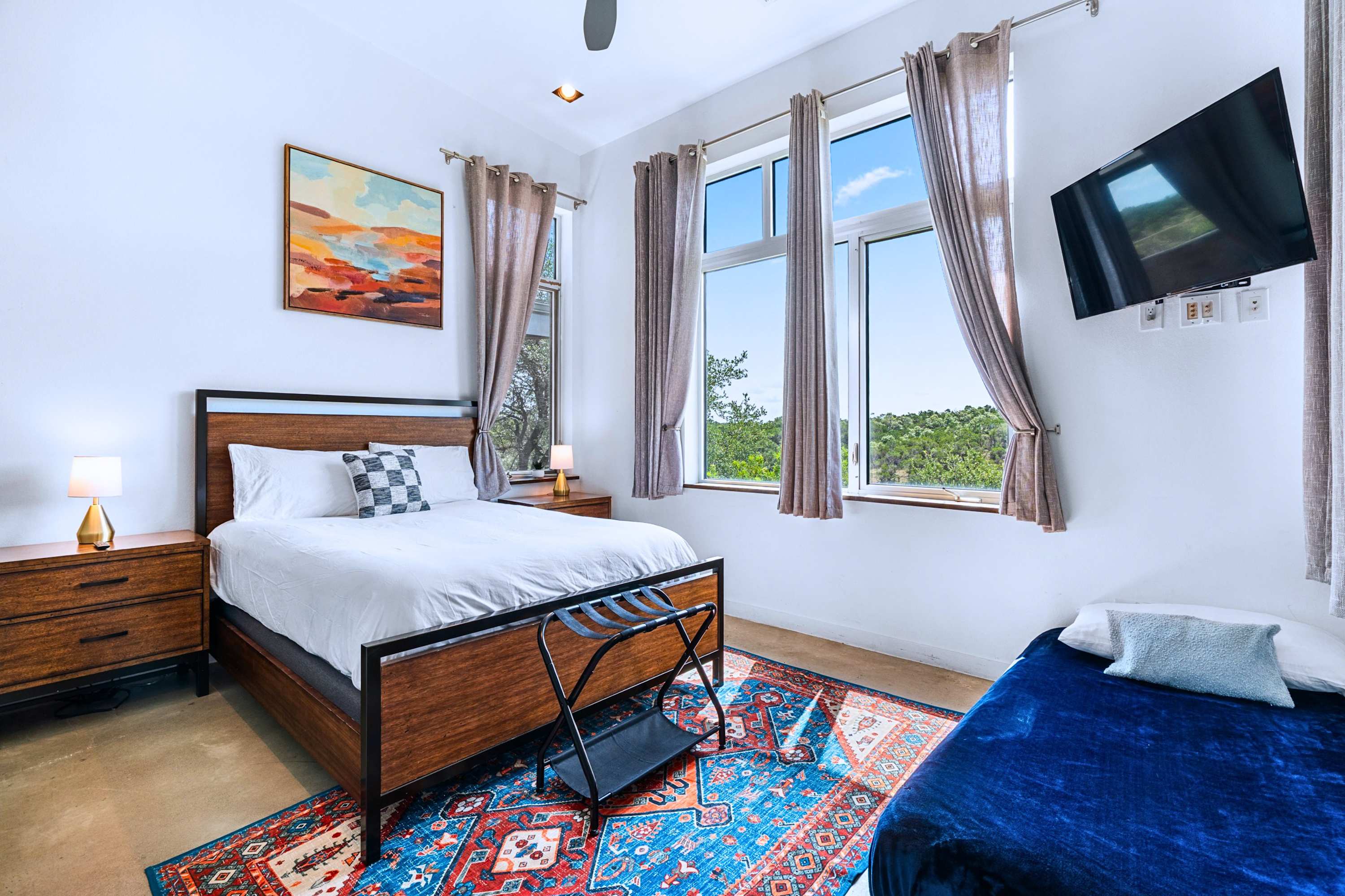 Flexible sleeping space for families and small groups