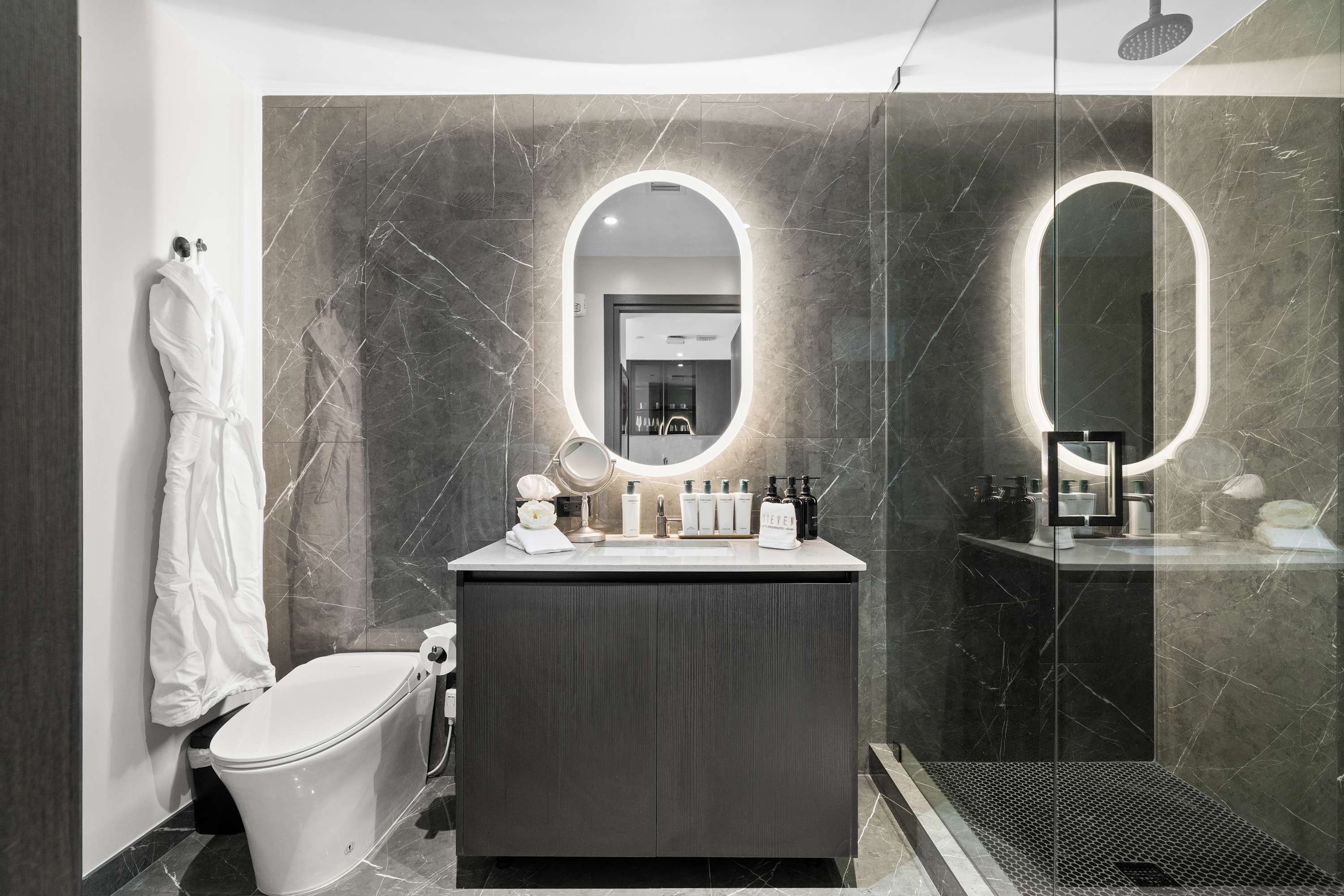 Elite 2BR Condo at E11EVEN with Rooftop Pool
