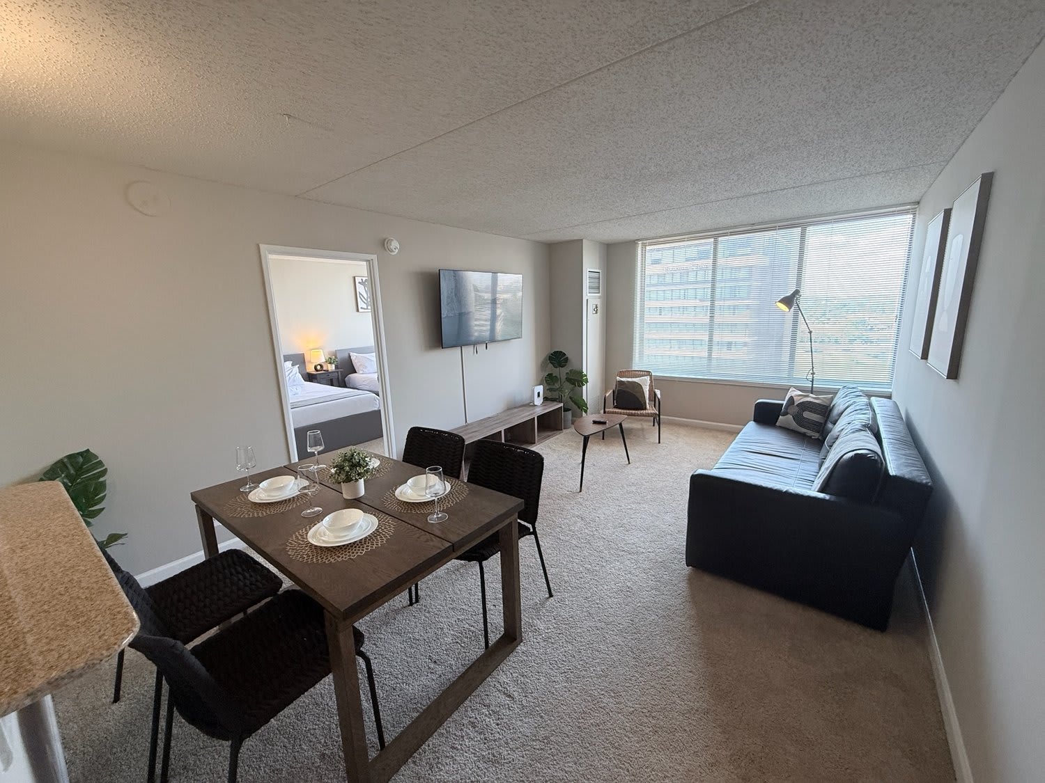 Prime Arlington Location with Pool and Gym