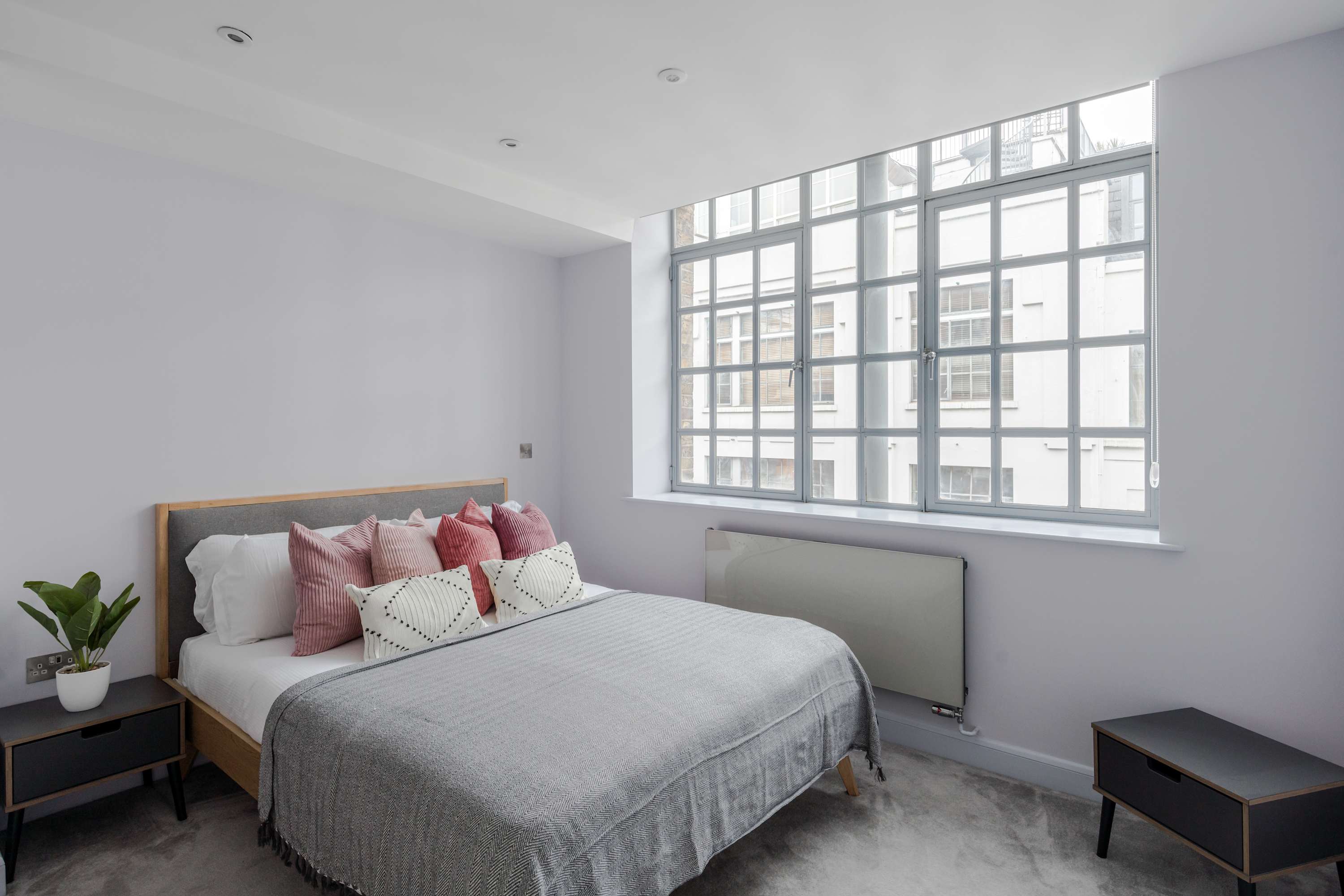 Clerkenwell 3-Bed Apartment · Lift · Sleeps 8 in Eyre Street Hill, 2 EC1R - Property image 12 - VivreStays