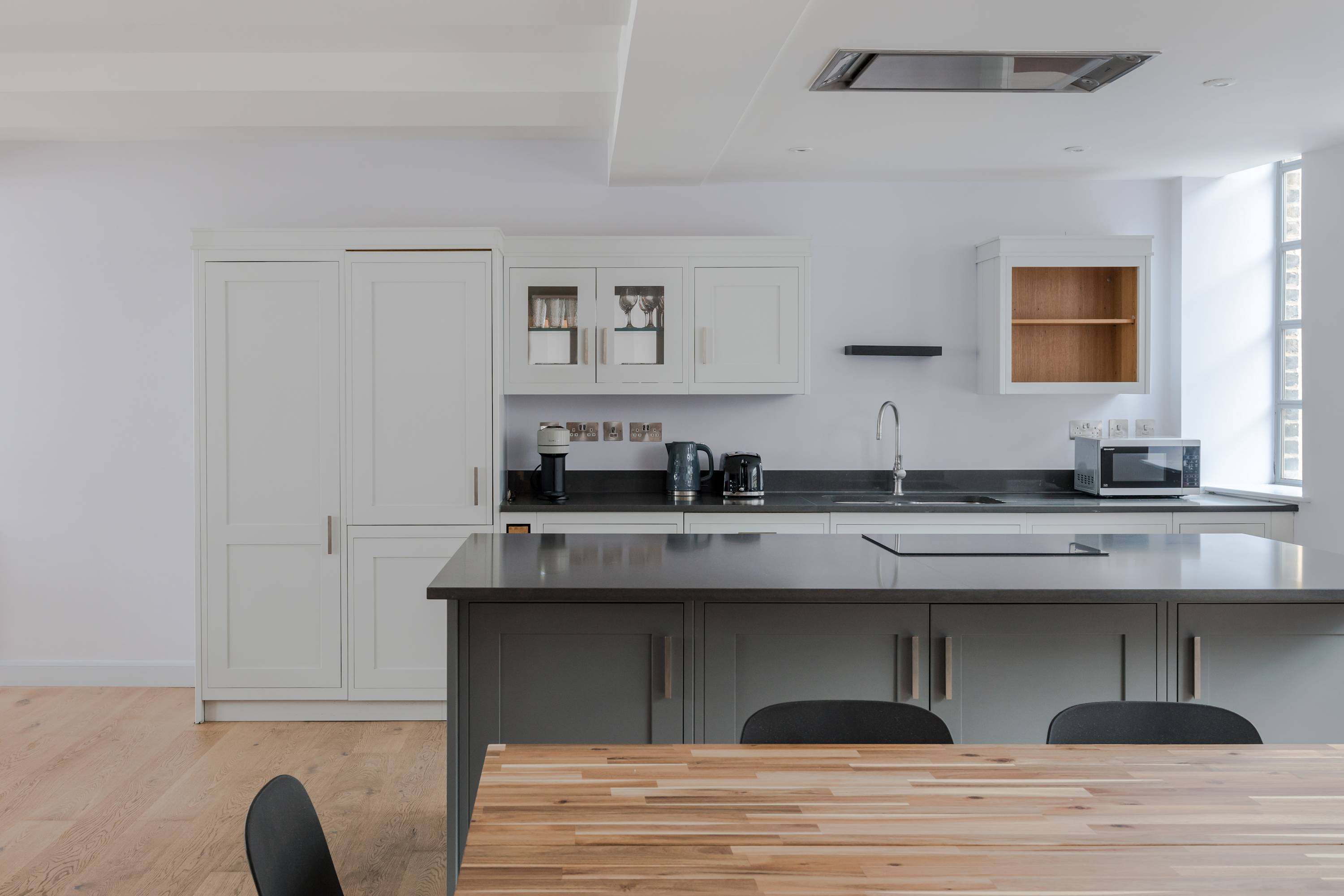 Clerkenwell 3-Bed Apartment · Lift · Sleeps 8 in Eyre Street Hill, 2 EC1R - Property image 7 - VivreStays