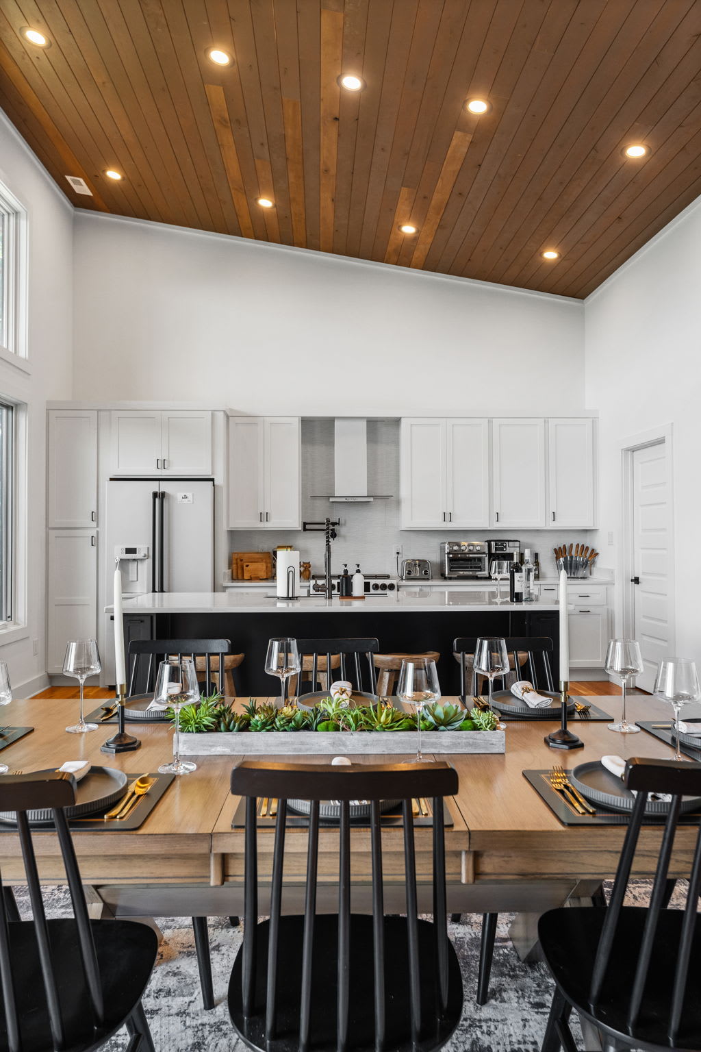 Modern Design w/Hot Tub, Sauna, Dome & Game Room
