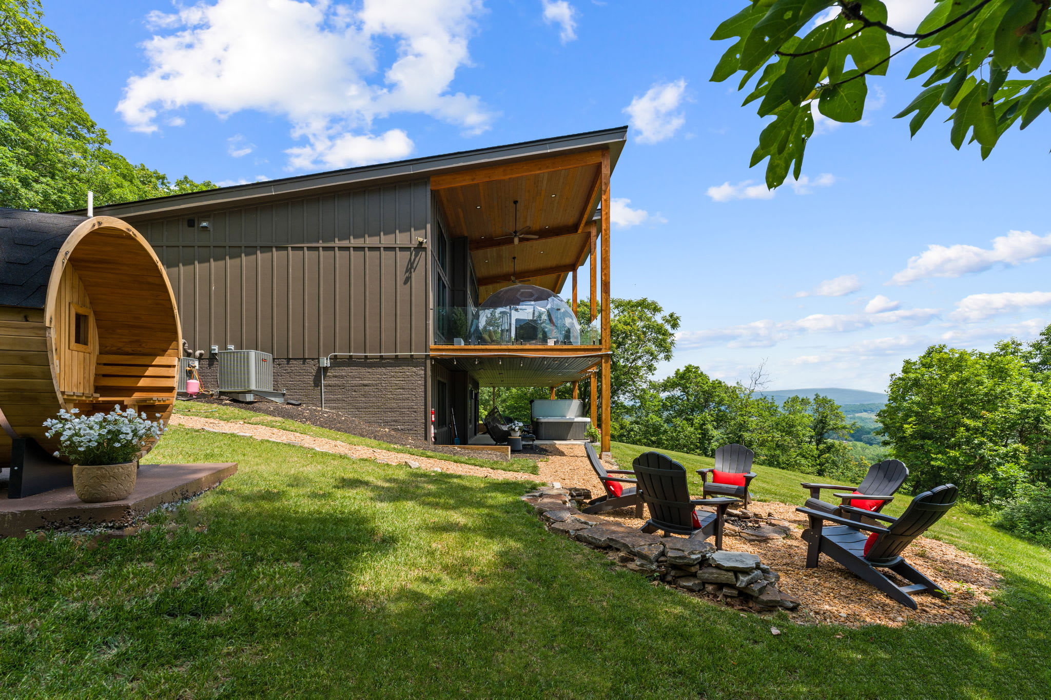 Modern Design w/Hot Tub, Sauna, Dome & Game Room