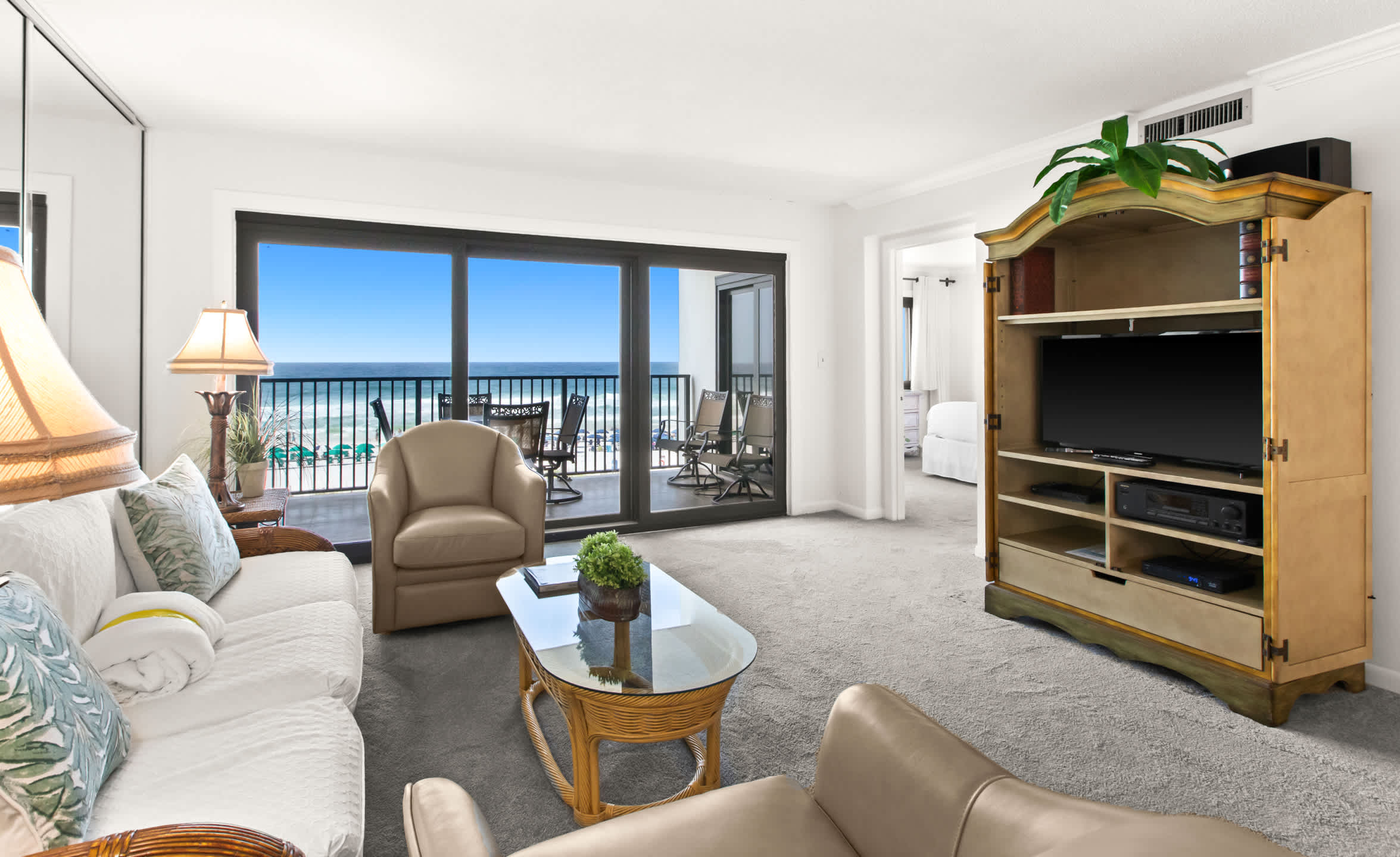 Emerald Towers 0405 11