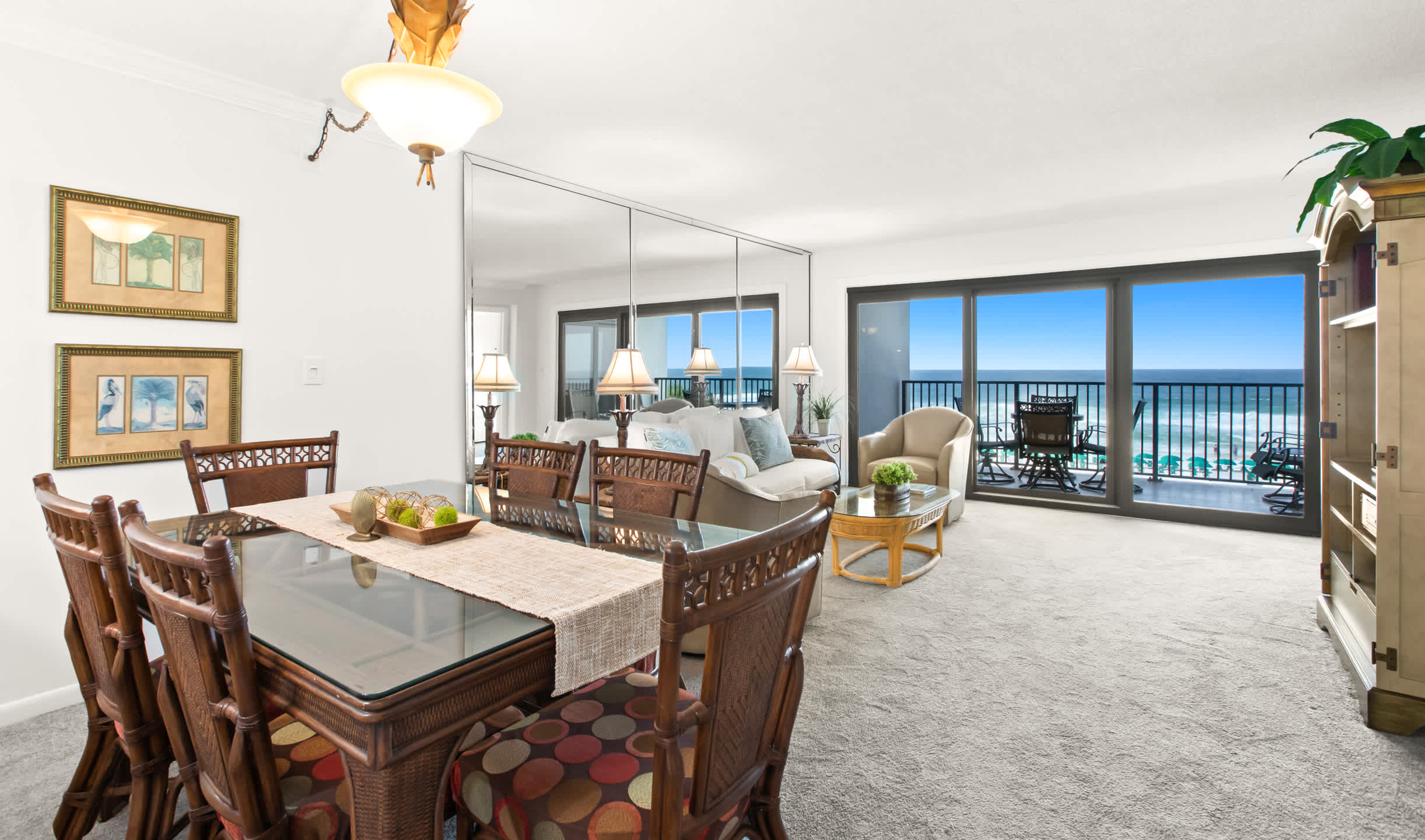 Emerald Towers 0405 9