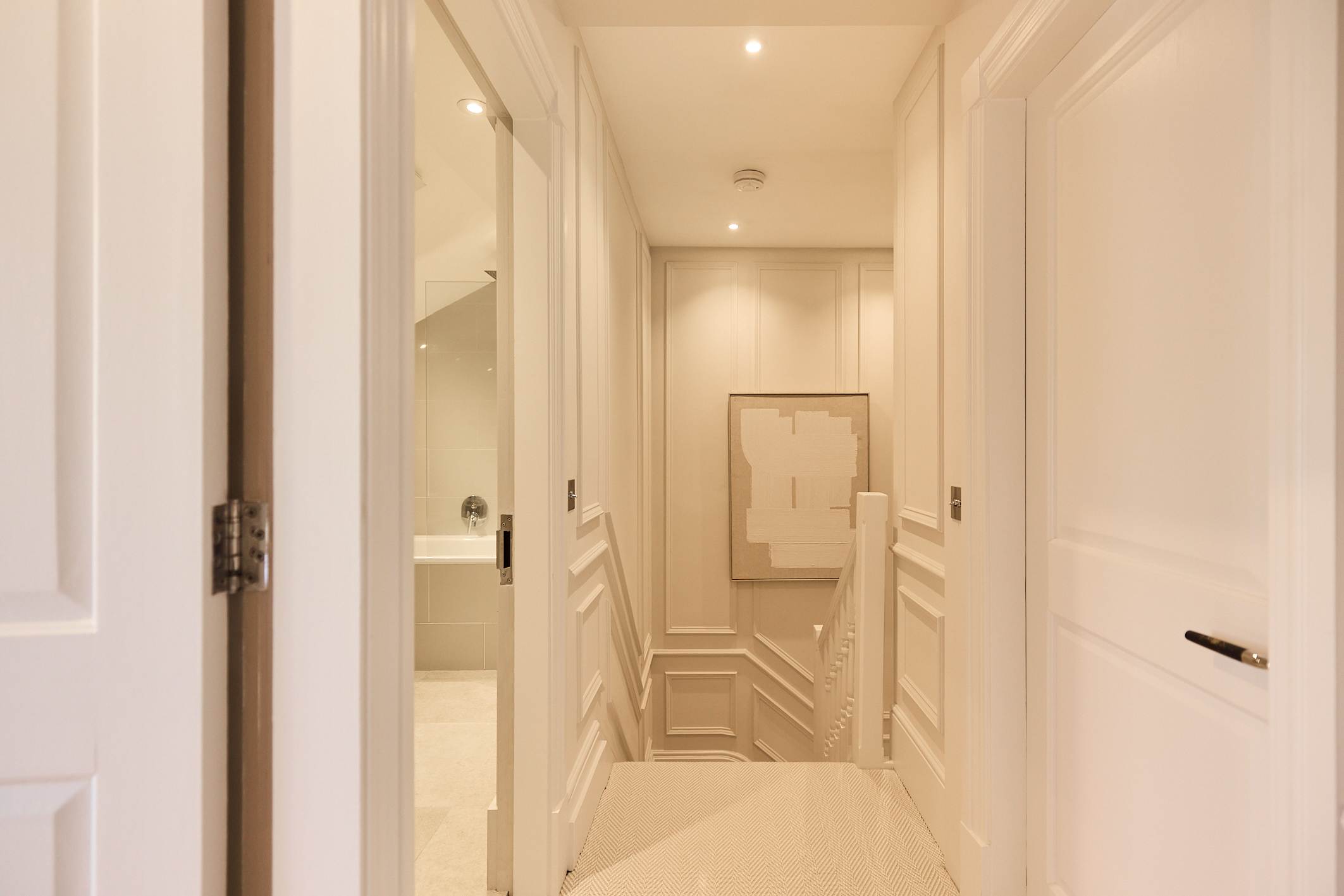 The 1788 Wood-Panelled Townhouse - Hampstead Heath in House 3, The Old Court House, North End Way NW3 7ER - Property image 54 - VivreStays