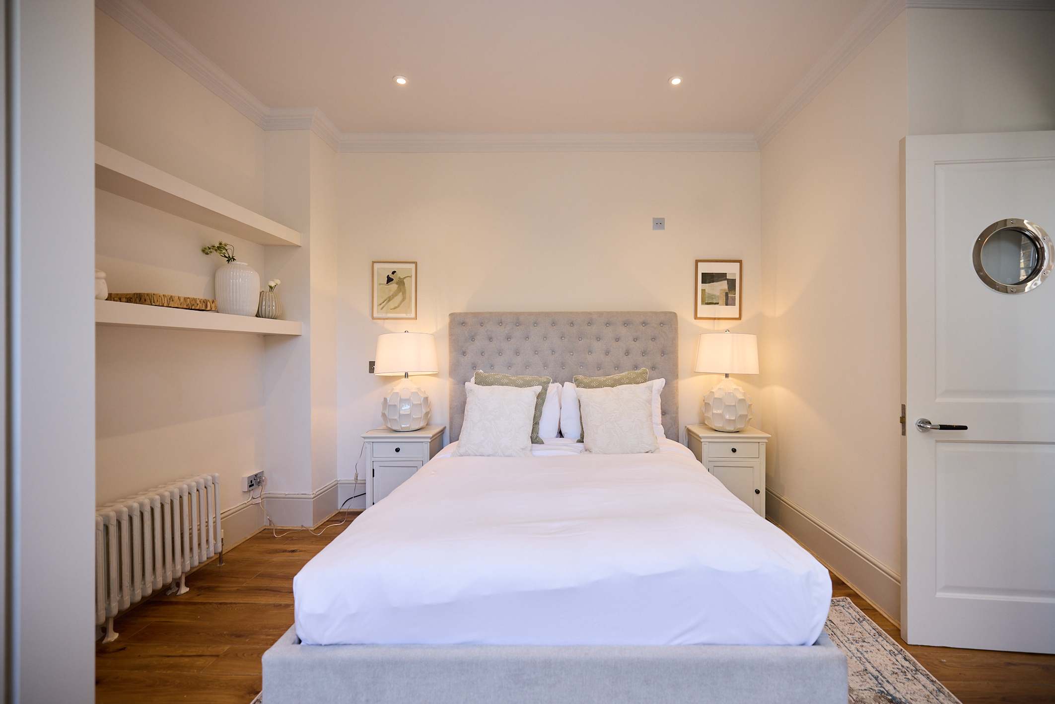 The 1788 Wood-Panelled Townhouse - Hampstead Heath in House 3, The Old Court House, North End Way NW3 7ER - Property image 37 - VivreStays