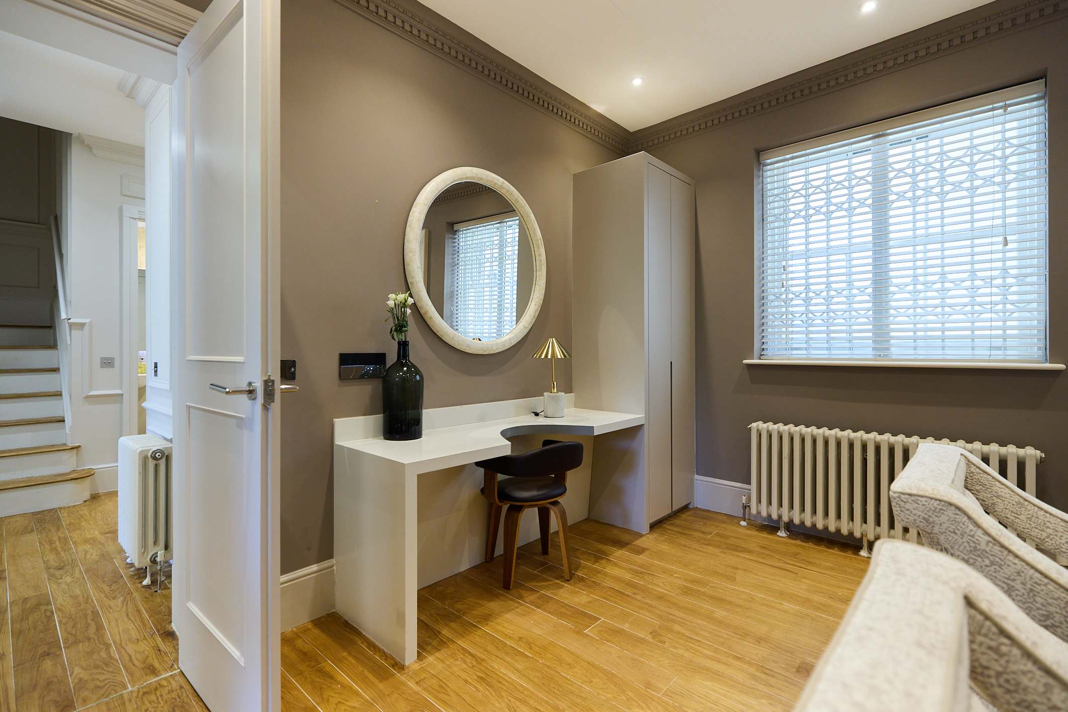 The 1788 Wood-Panelled Townhouse - Hampstead Heath in House 3, The Old Court House, North End Way NW3 7ER - Property image 17 - VivreStays