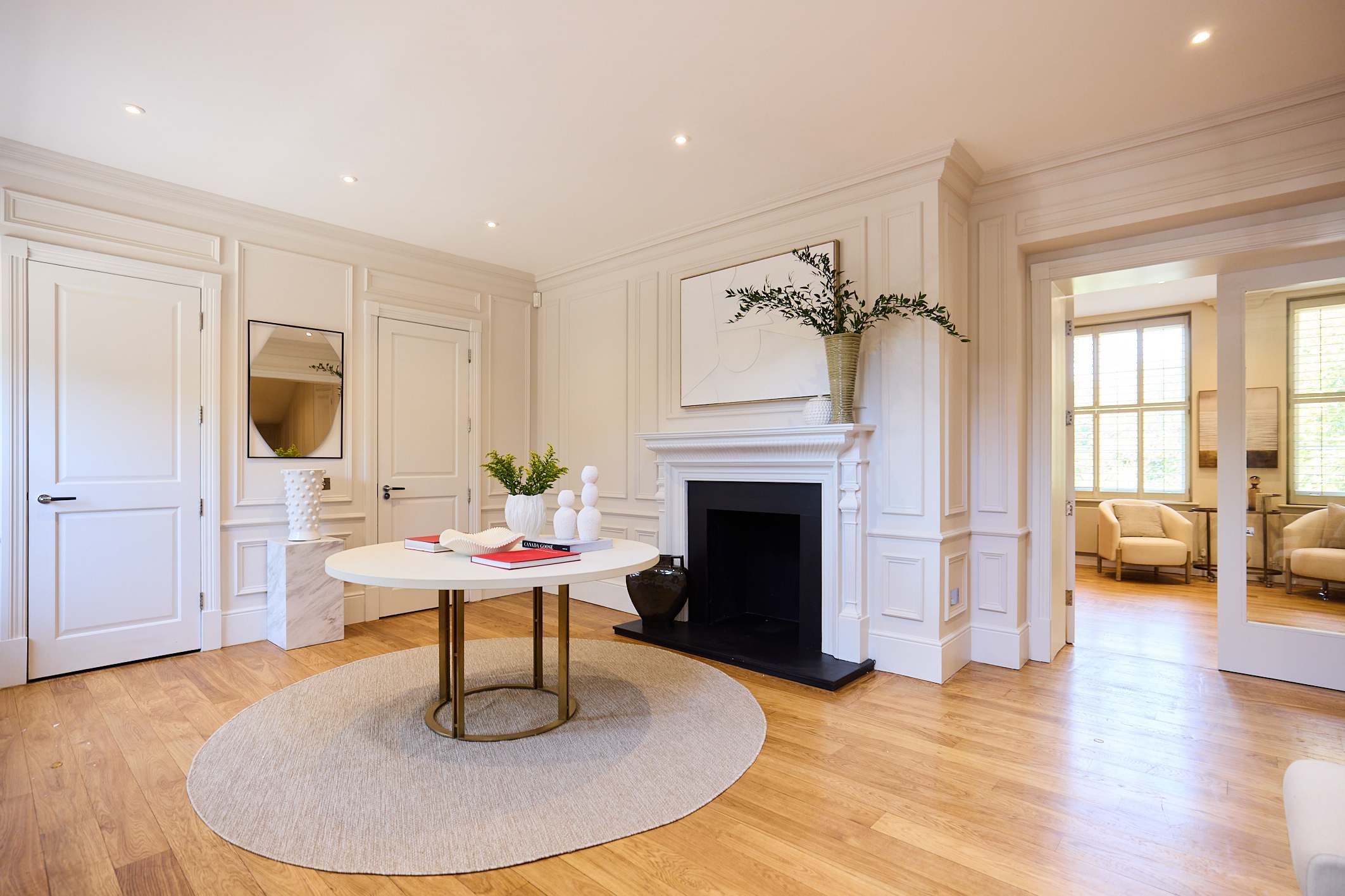 The 1788 Wood-Panelled Townhouse - Hampstead Heath in House 3, The Old Court House, North End Way NW3 7ER - Property image 7 - VivreStays
