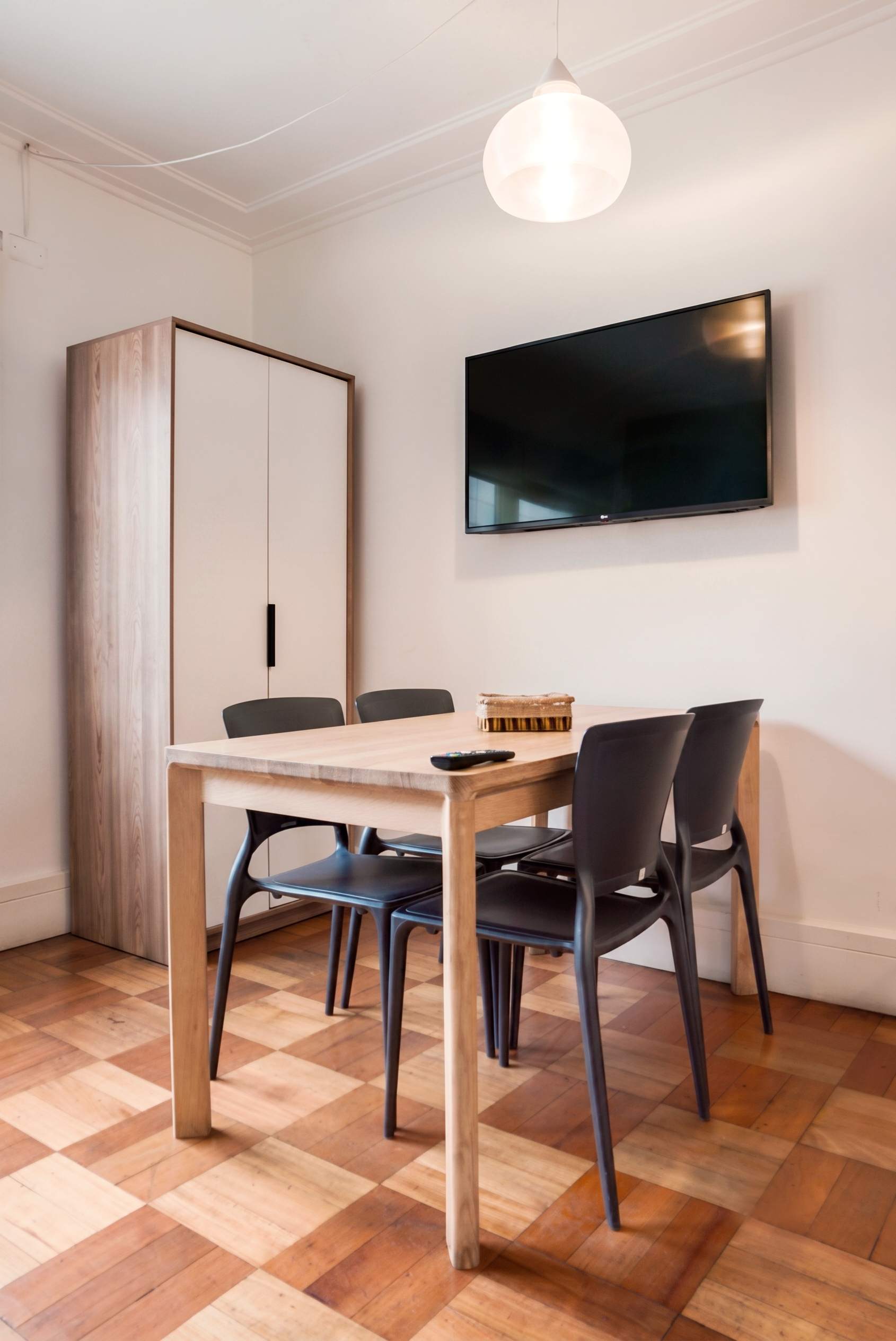 Bright Apartment on Emilio Vaisse 1BR 1BA