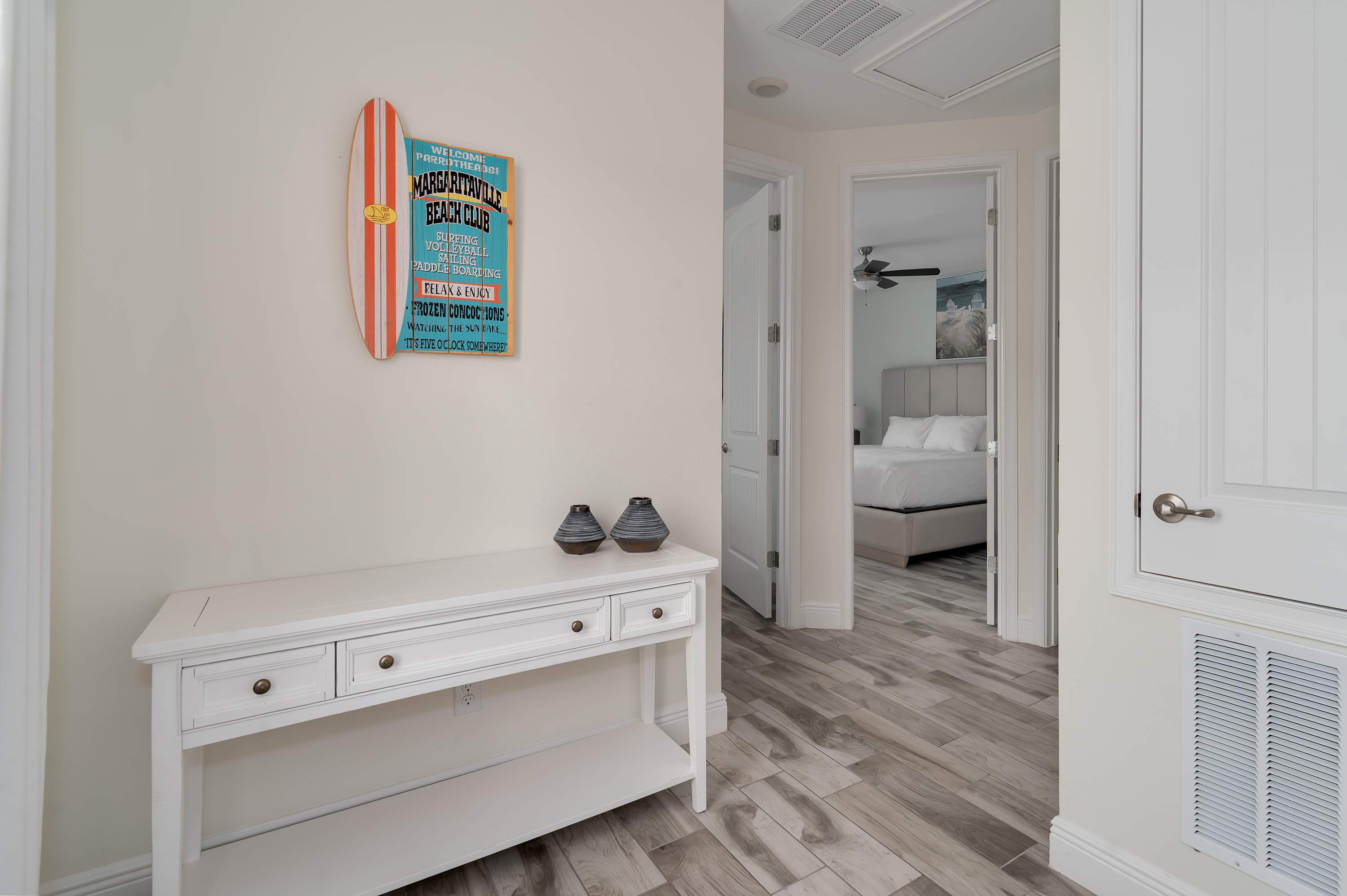 Townhome with patio near Disney and parks