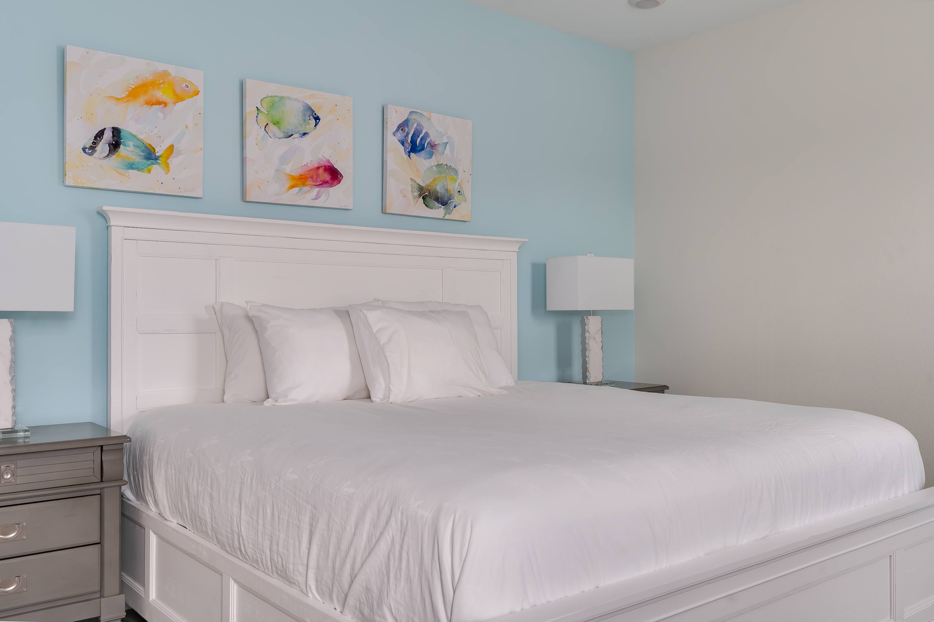 Townhome with patio near Disney and parks