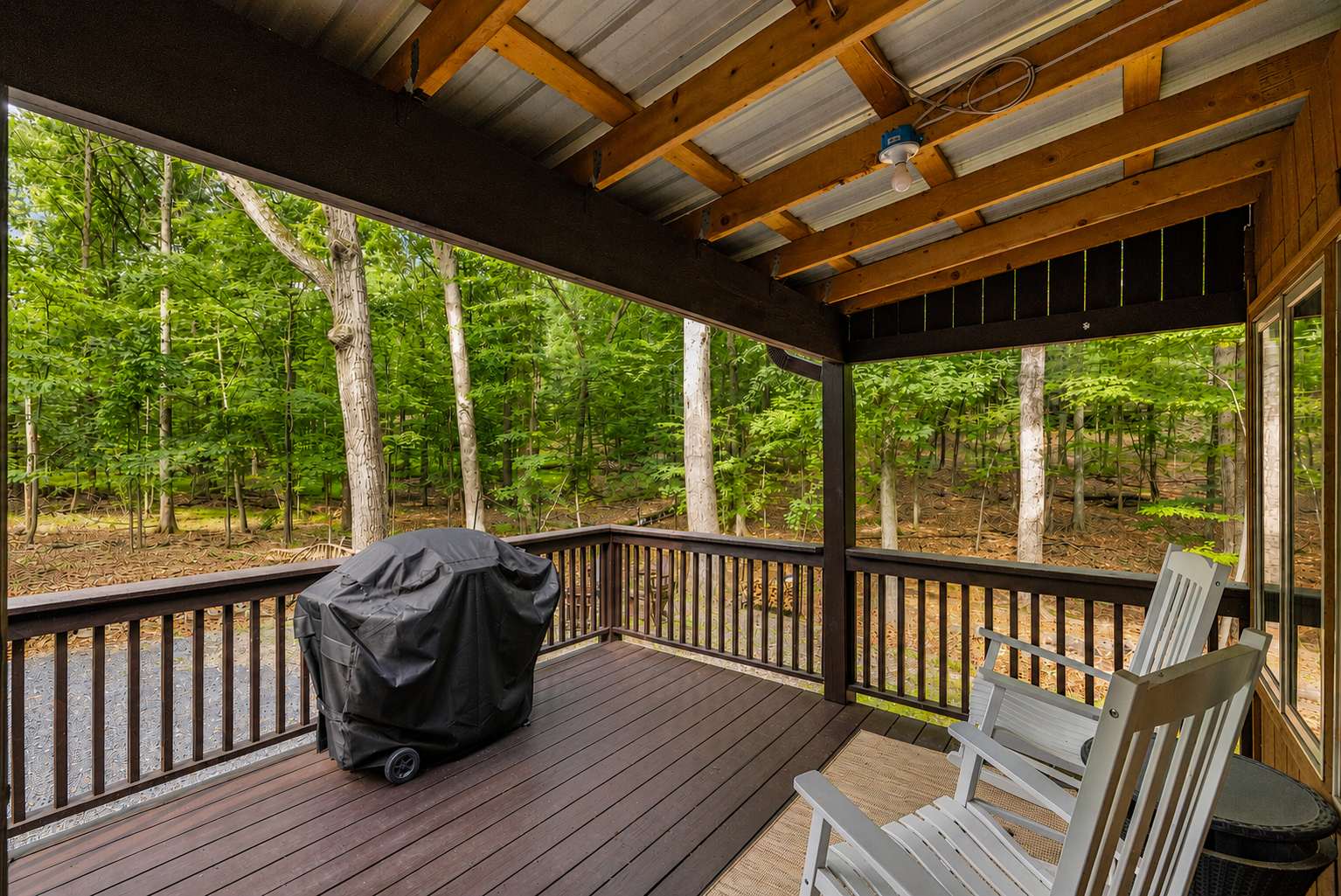 Cozy Cottage w Fireplace, FirePit & Resort Access