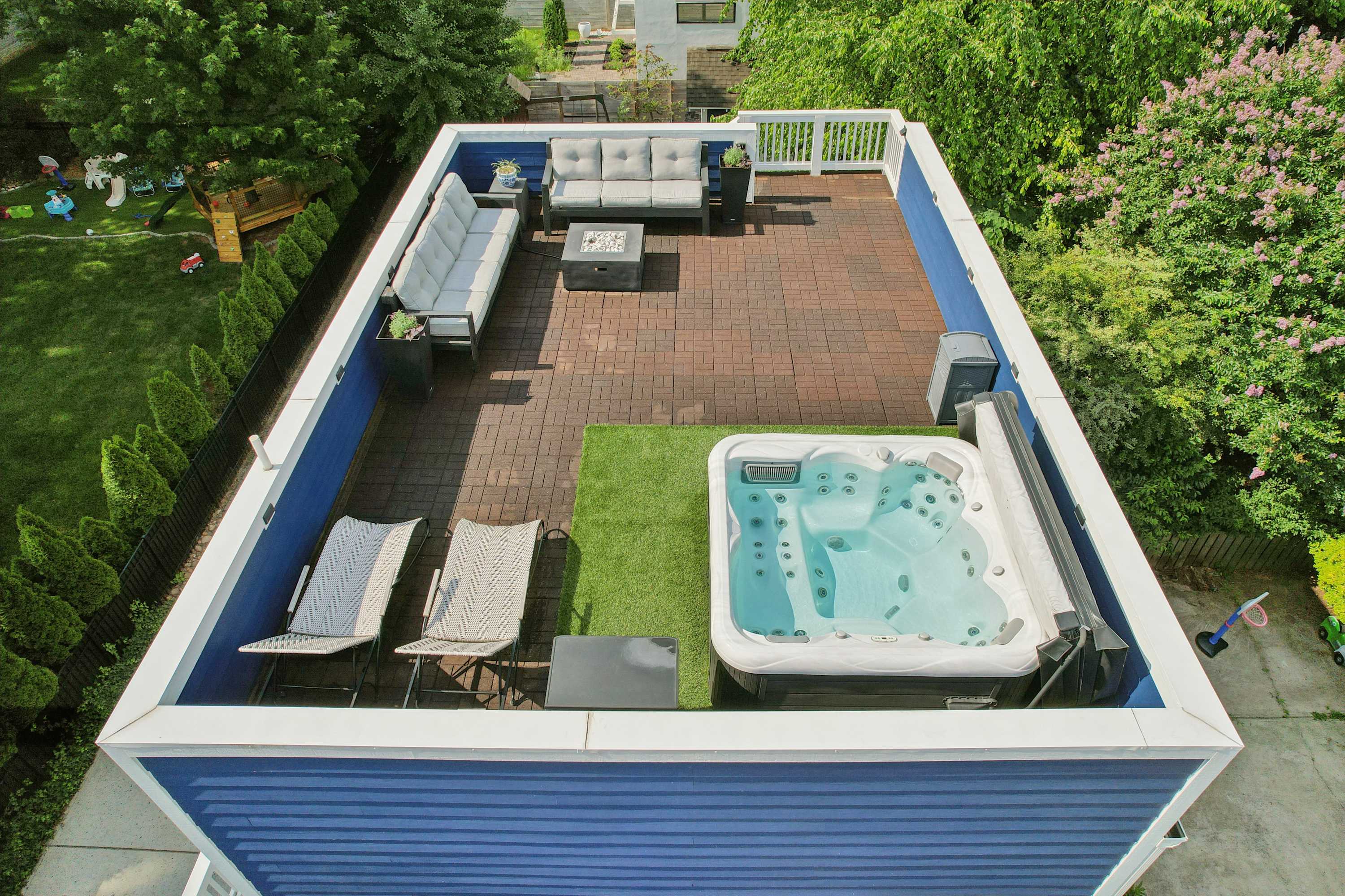 The rooftop oasis is ideal for epic sunshine-filled afternoons!​