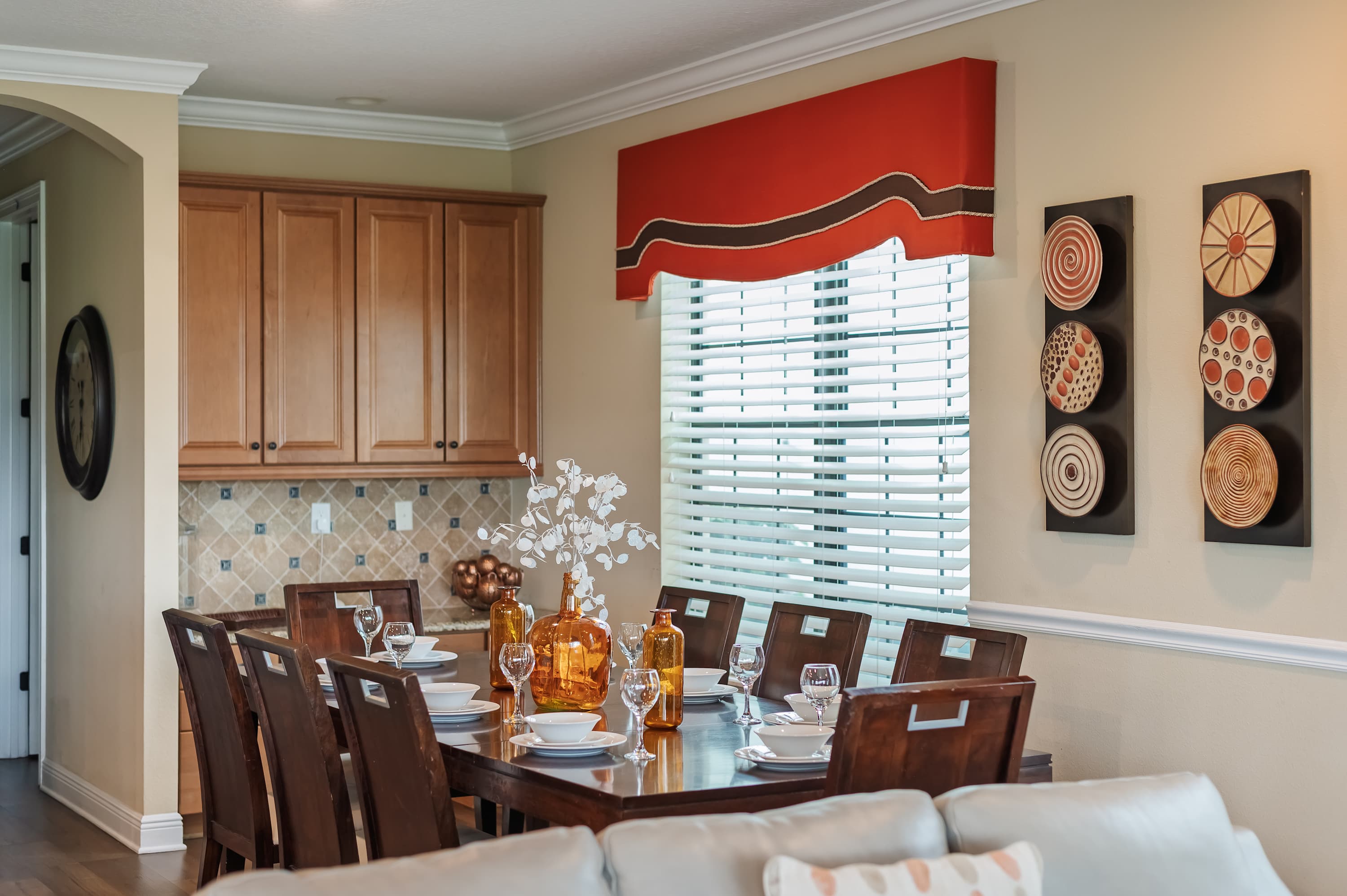 5BR themed retreat w/ game room near Disney