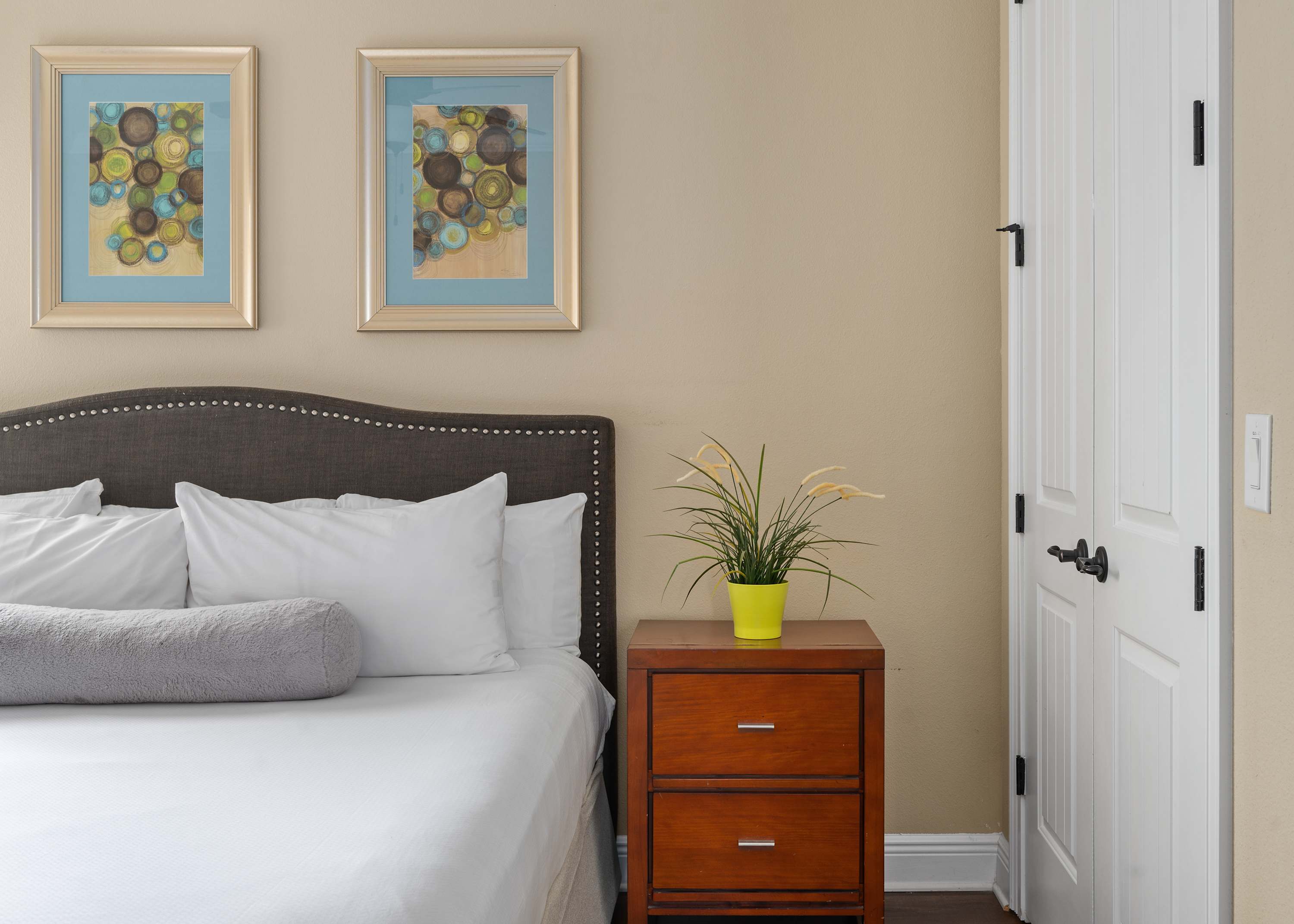 5BR themed retreat w/ game room near Disney