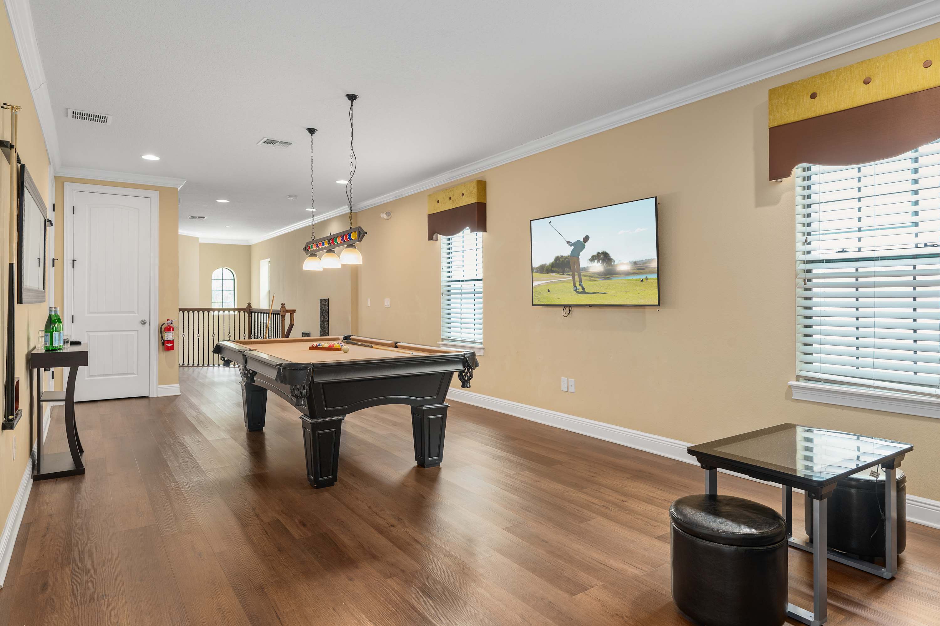 5BR themed retreat w/ game room near Disney