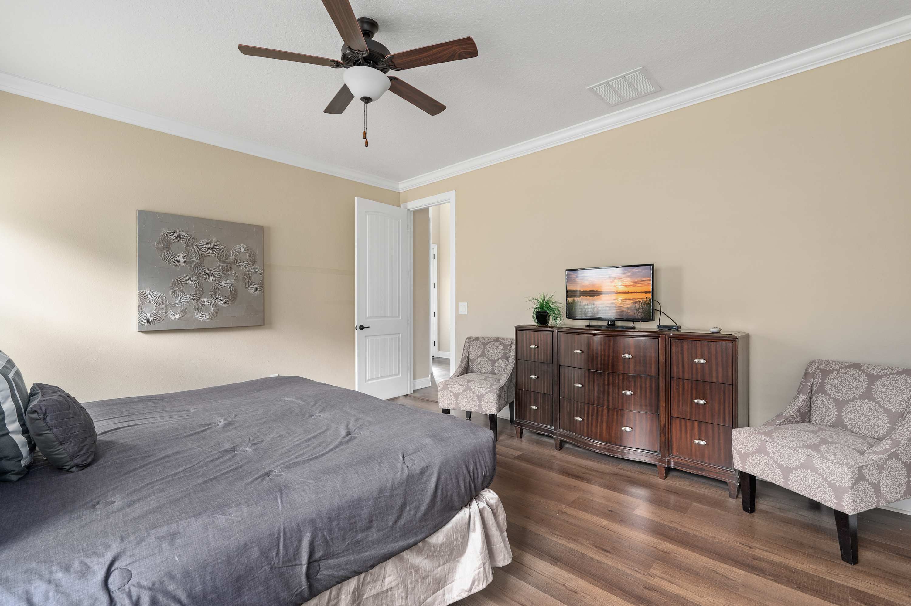 5BR themed retreat w/ game room near Disney