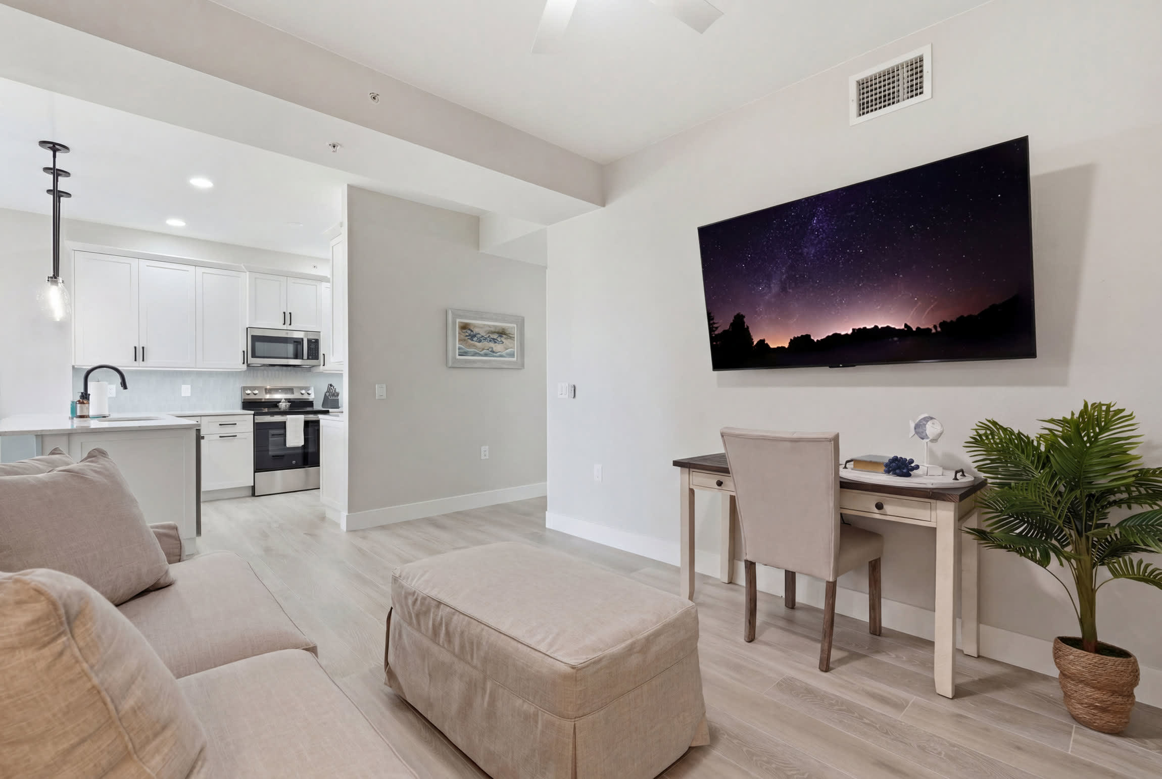 314 Renovated First Floor with Golf Views | Photo 16