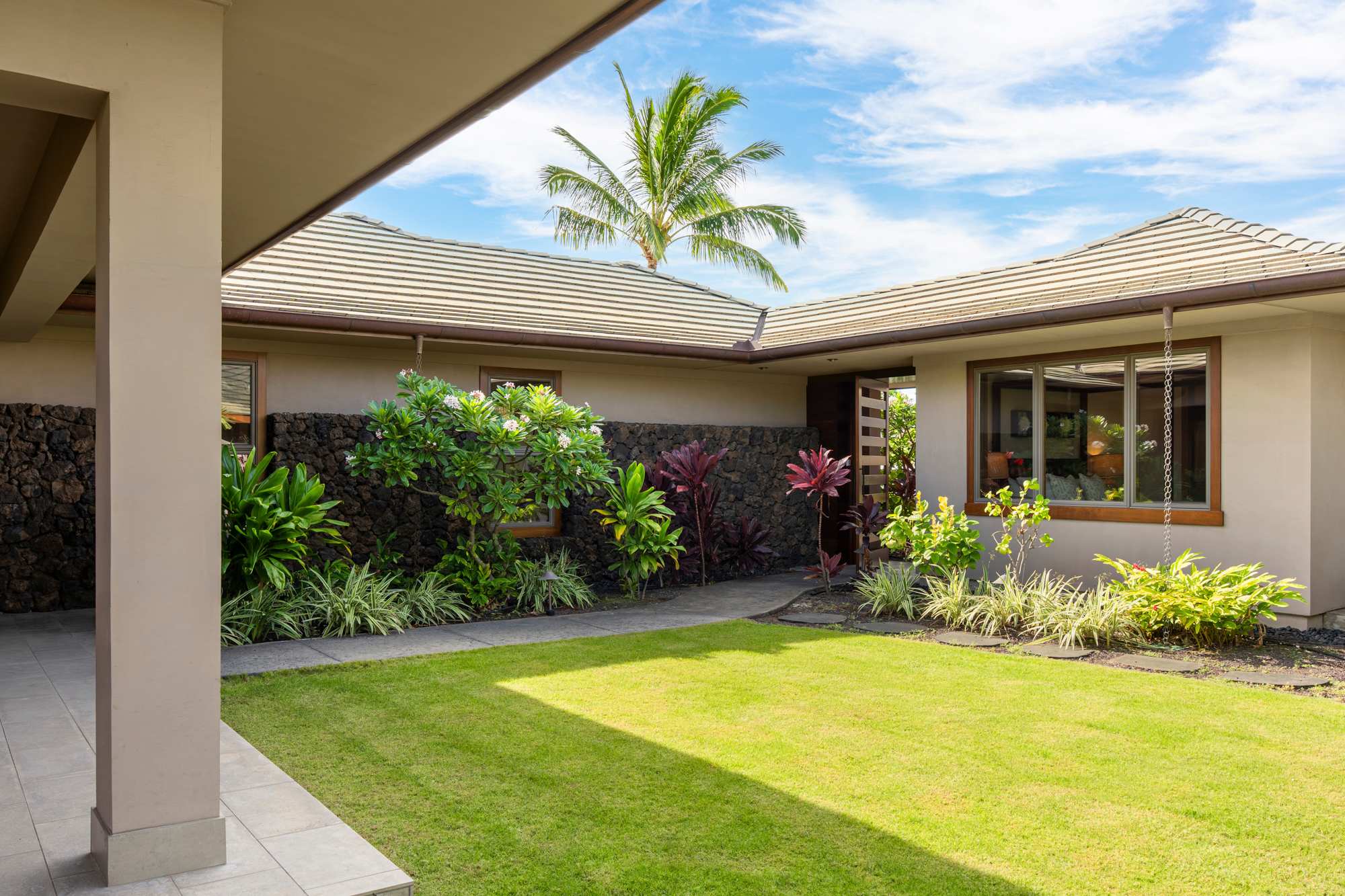 Aloha Nui at Residences of Laulea, Big Island, Hawaii, by Luxus Vacation Properties