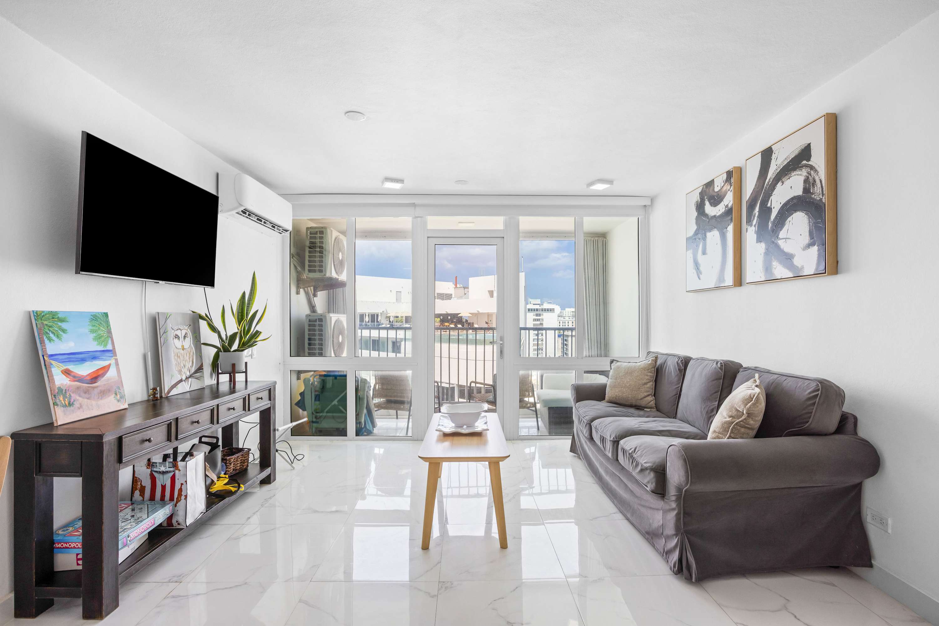 Isla Verde Beachfront ESJ Tower by Otium