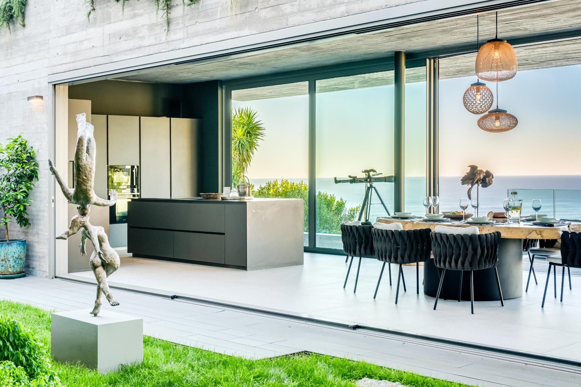Magnificent Camps Bay Apartment Villa Mirto