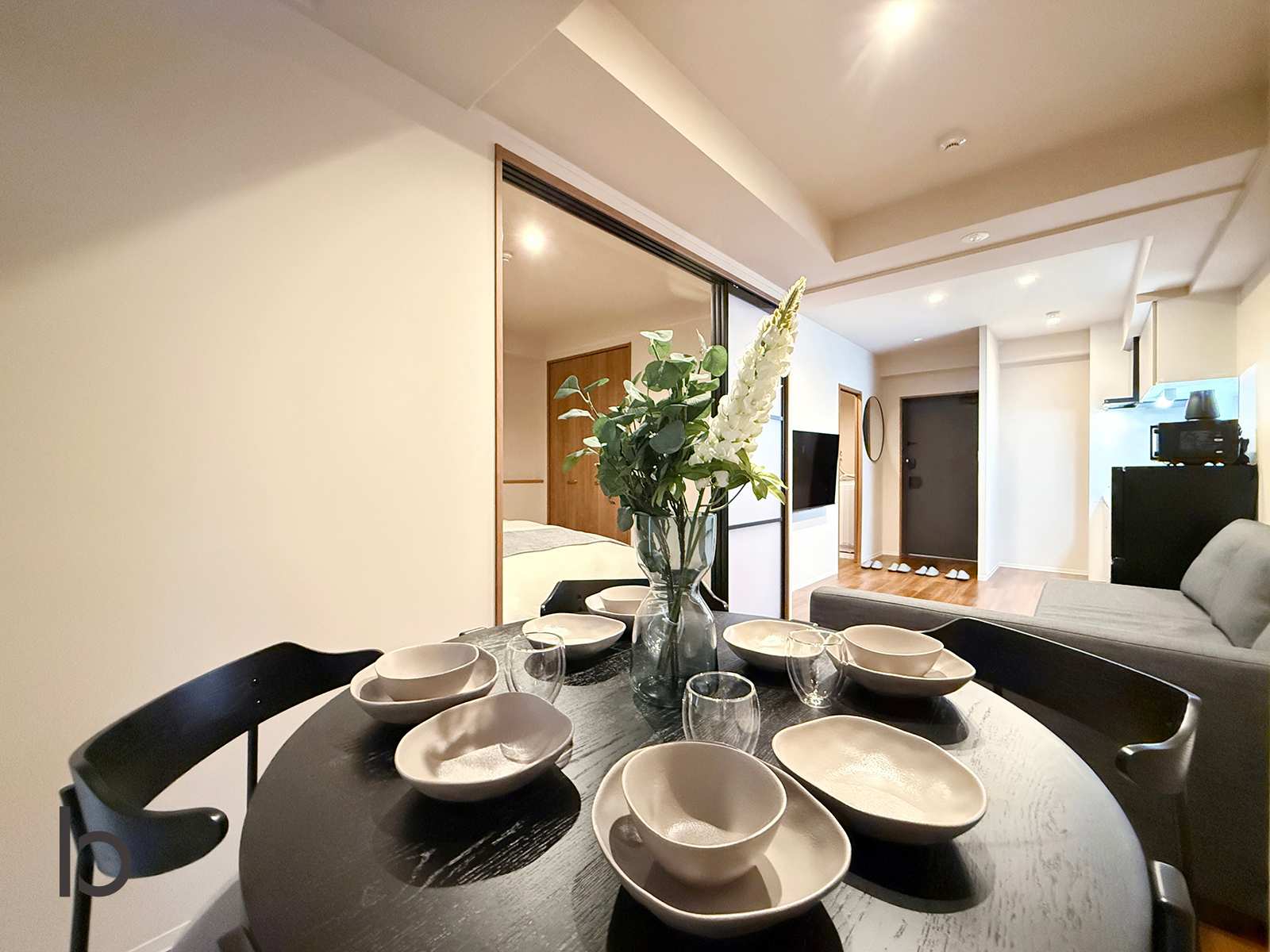 New Apt with Kitchen & Dining Table|Near Peace Park