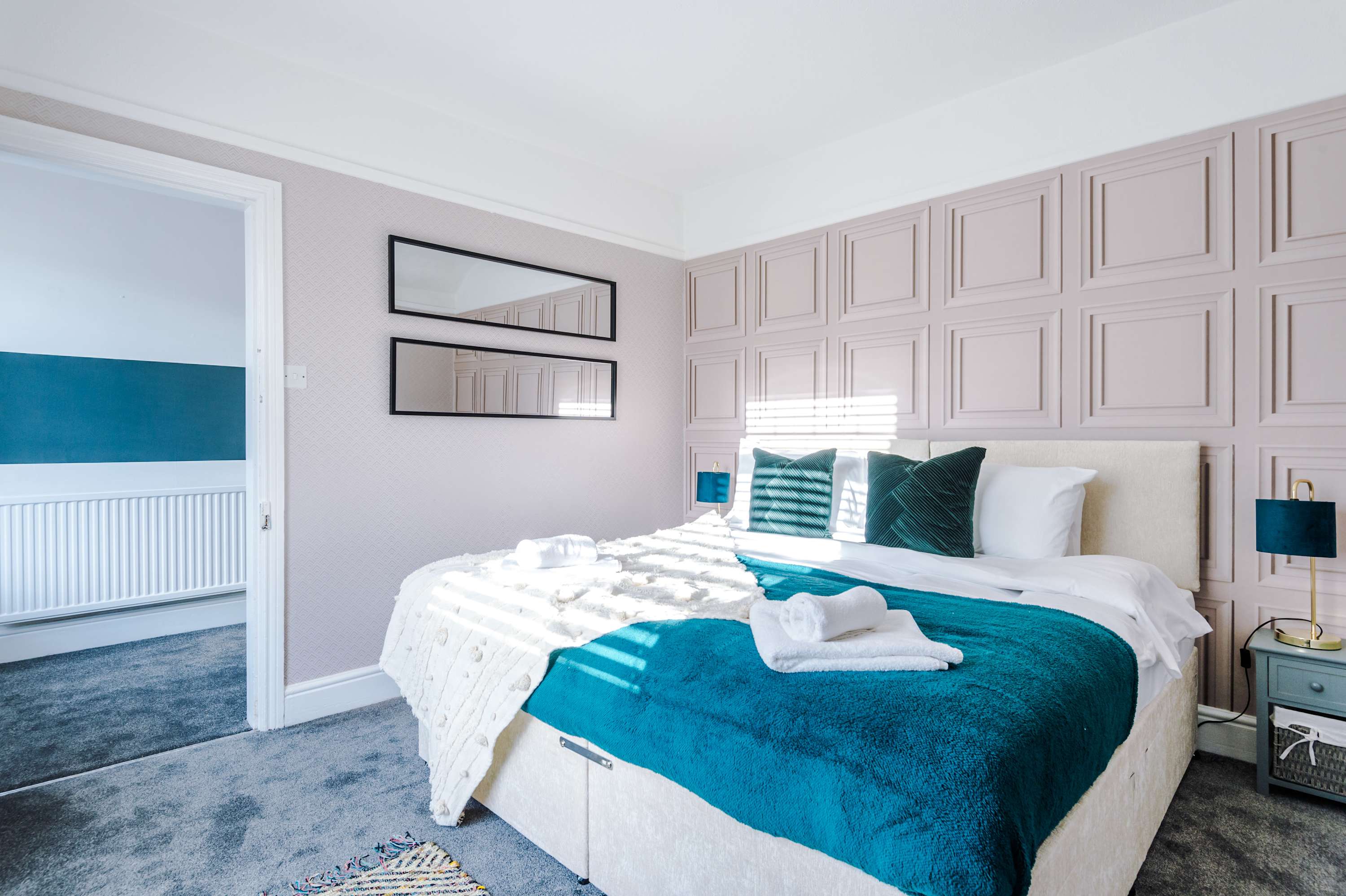 Modern 3BR House Sleeps 7 Near Chester Centre in Hope Street 17 CH4 8BU - Property image 2 - VivreStays
