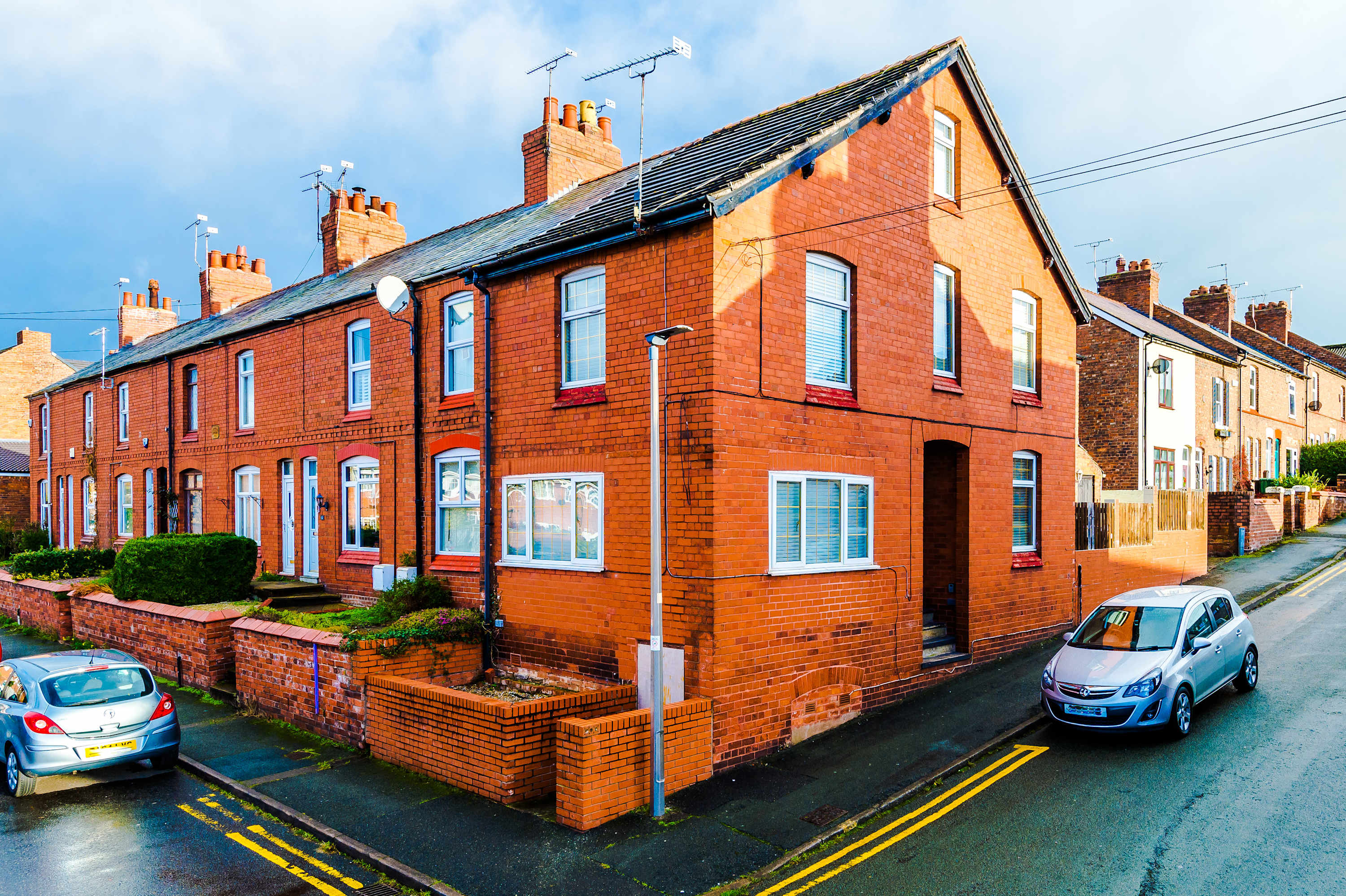 Modern 3BR House Sleeps 7 Near Chester Centre in Hope Street 17 CH4 8BU - Property image 16 - VivreStays