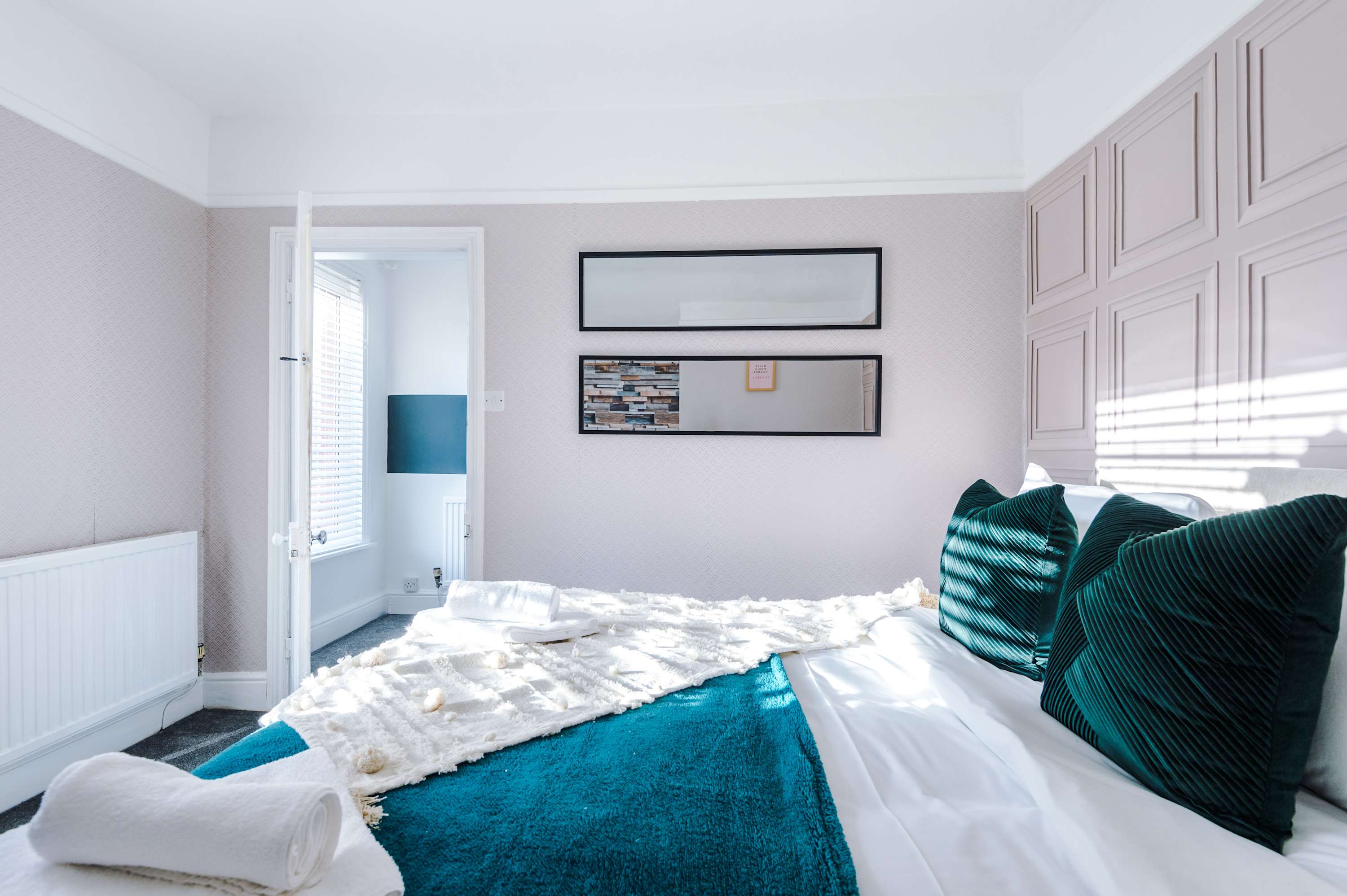 Modern 3BR House Sleeps 7 Near Chester Centre in Hope Street 17 CH4 8BU - Property image 8 - VivreStays