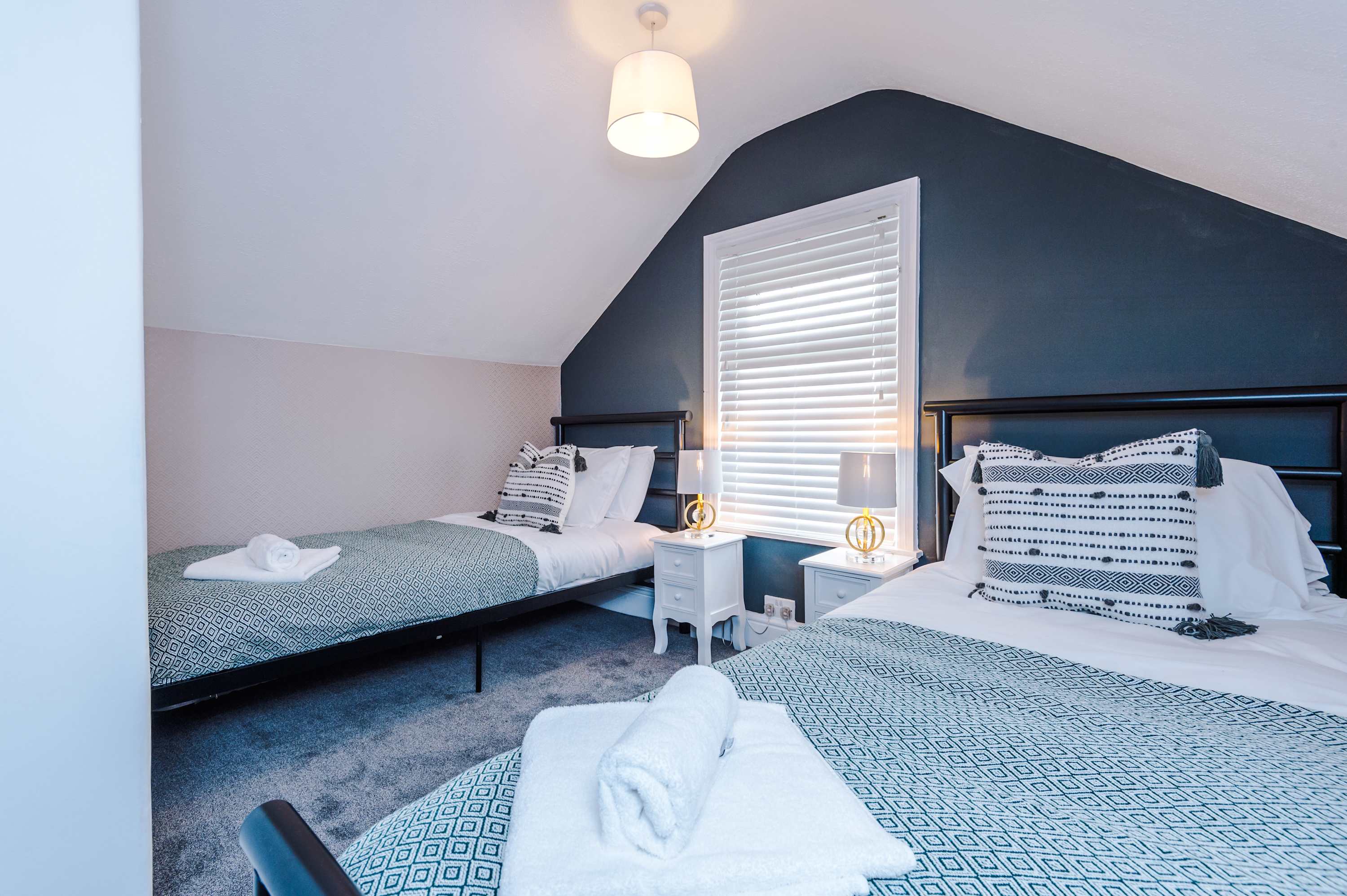 Modern 3BR House Sleeps 7 Near Chester Centre in Hope Street 17 CH4 8BU - Property image 9 - VivreStays