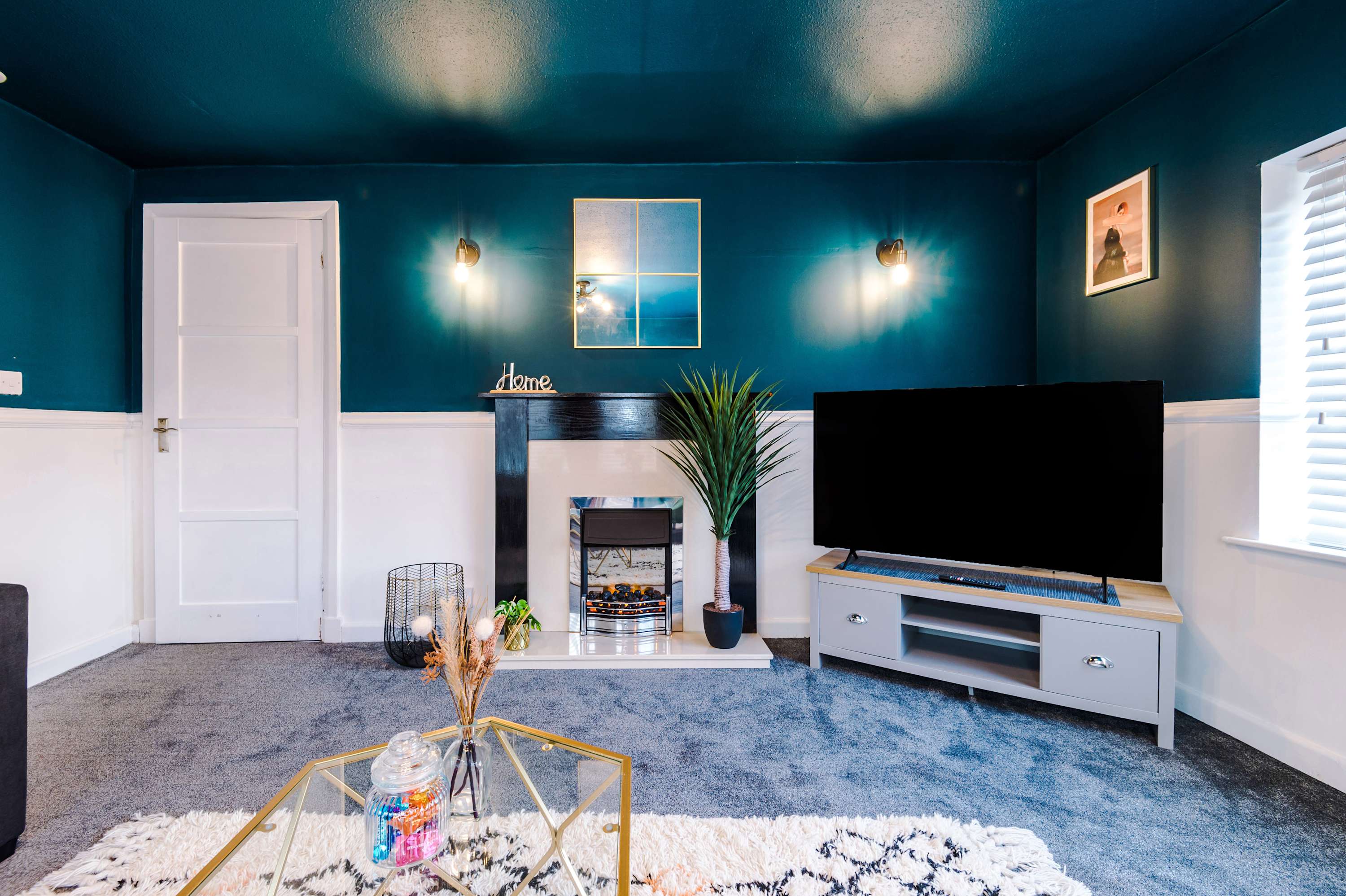 Modern 3BR House Sleeps 7 Near Chester Centre in Hope Street 17 CH4 8BU - Property image 19 - VivreStays