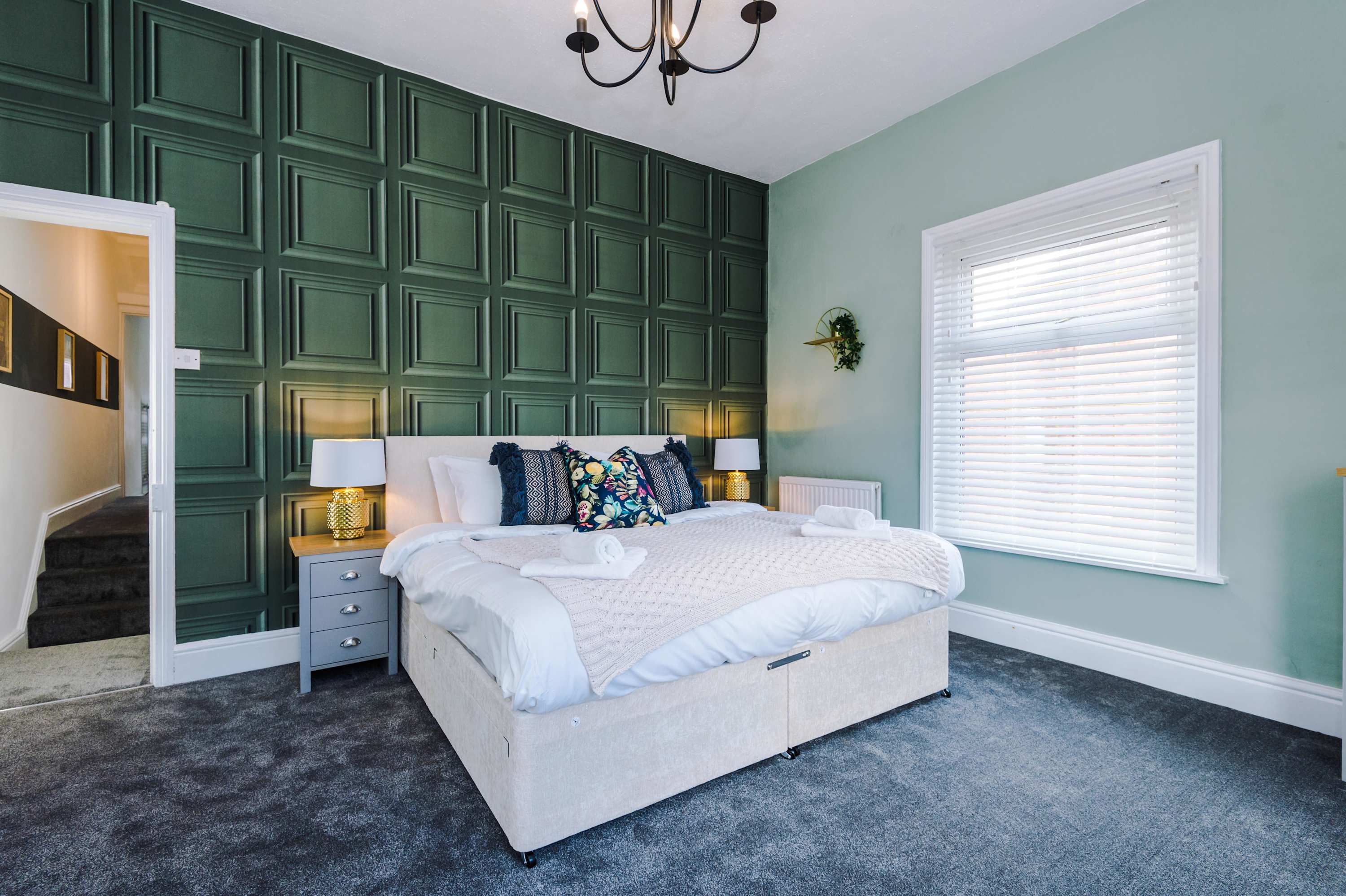 Modern 3BR House Sleeps 7 Near Chester Centre in Hope Street 17 CH4 8BU - Property image 11 - VivreStays