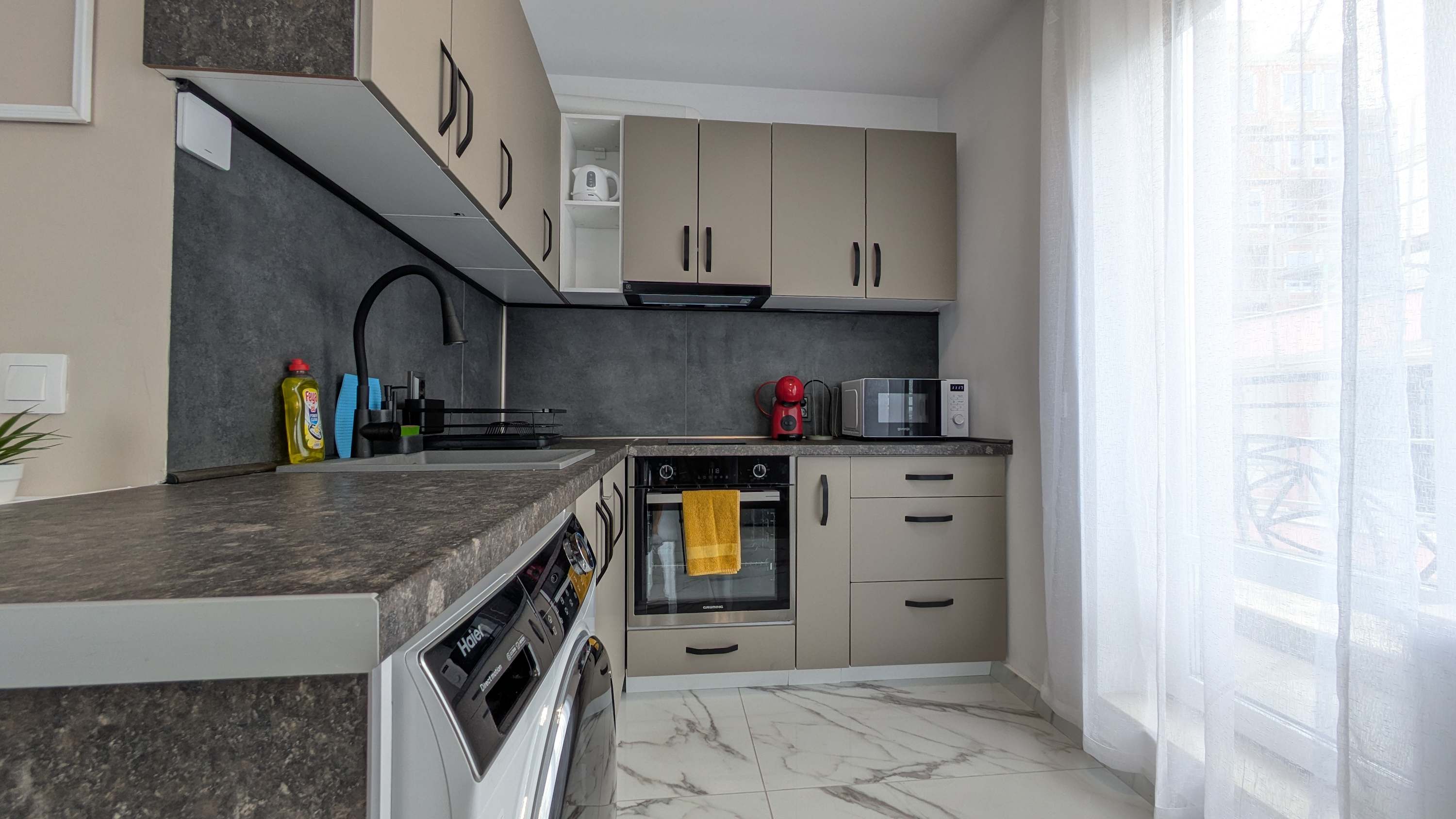 Property thumbnail 8
