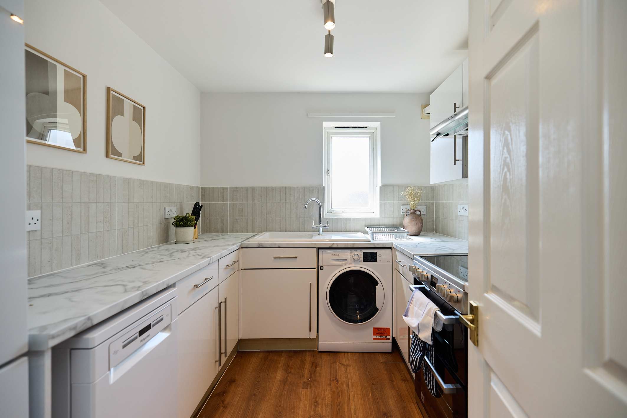 Oak & Earth Isle of Dogs Apartment in Mellish Street 161 E14 8PJ - Property image 7 - VivreStays