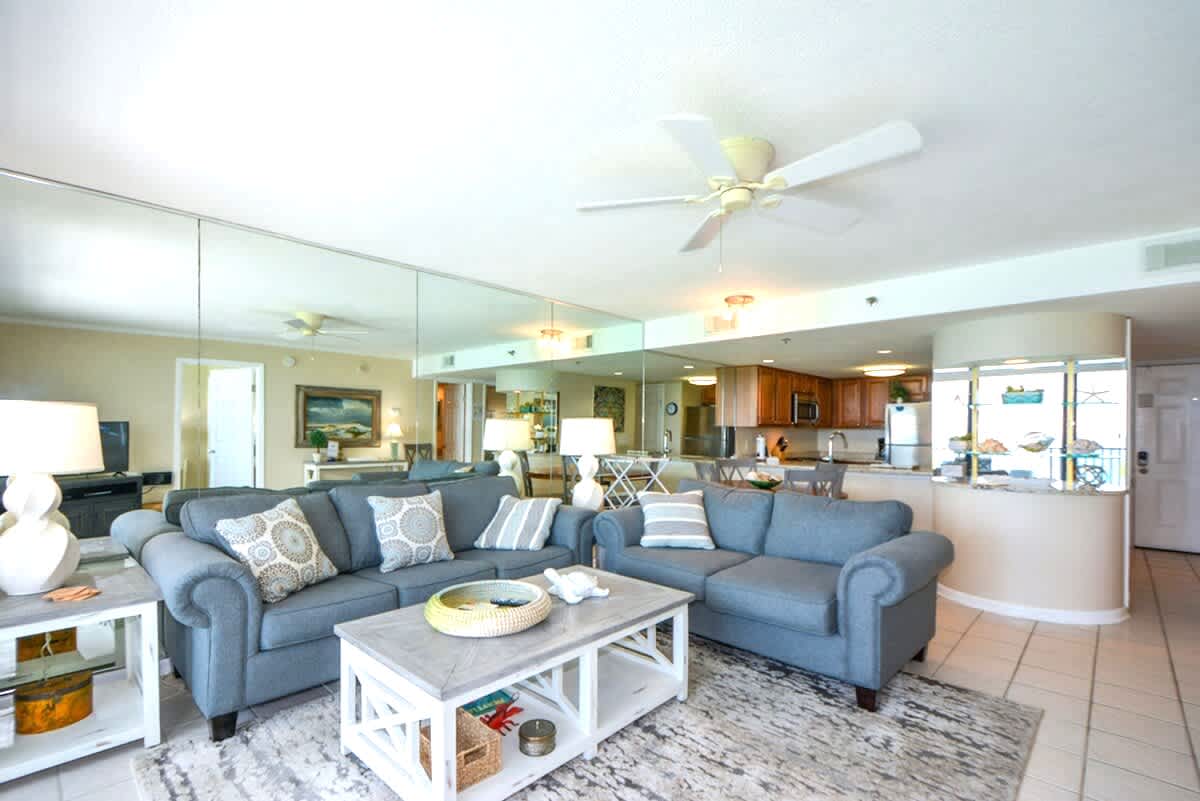 One Seagrove Place 1205 | Photo 5