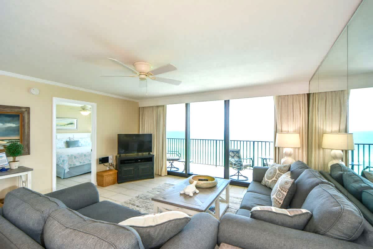One Seagrove Place 1205 | Photo 2