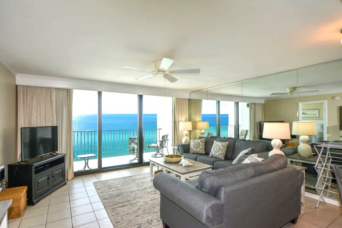 One Seagrove Place 1205