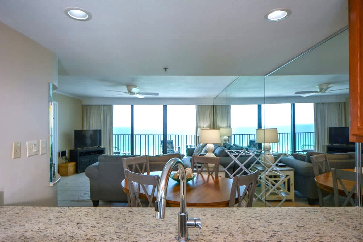 One Seagrove Place 1205 | Photo 16