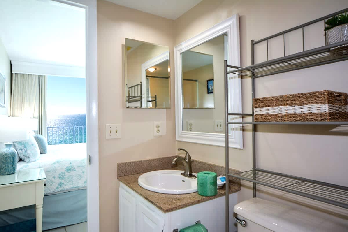One Seagrove Place 1205 | Photo 19